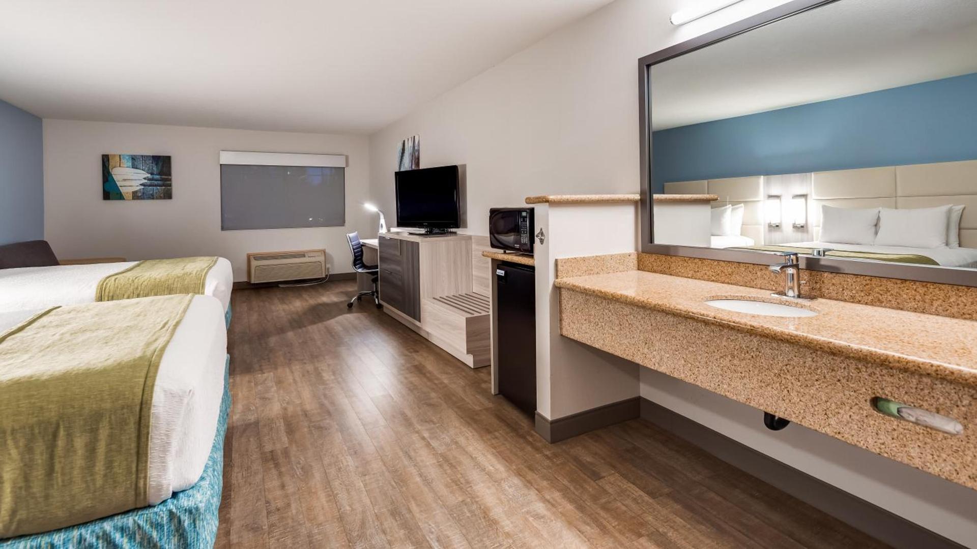 Best Western Sandy Inn photo 37