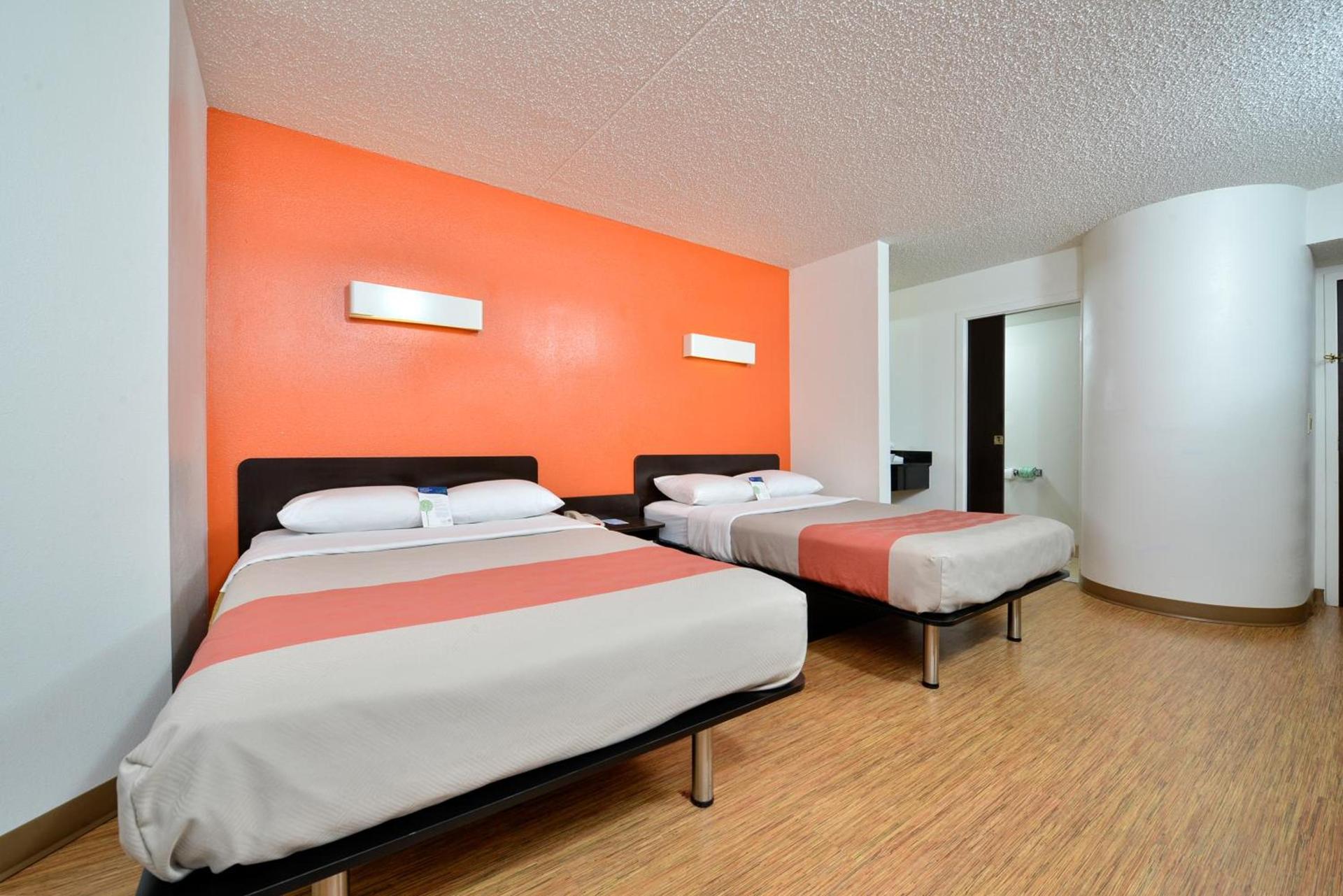Motel 6-Plano, TX - West - Frisco photo 9