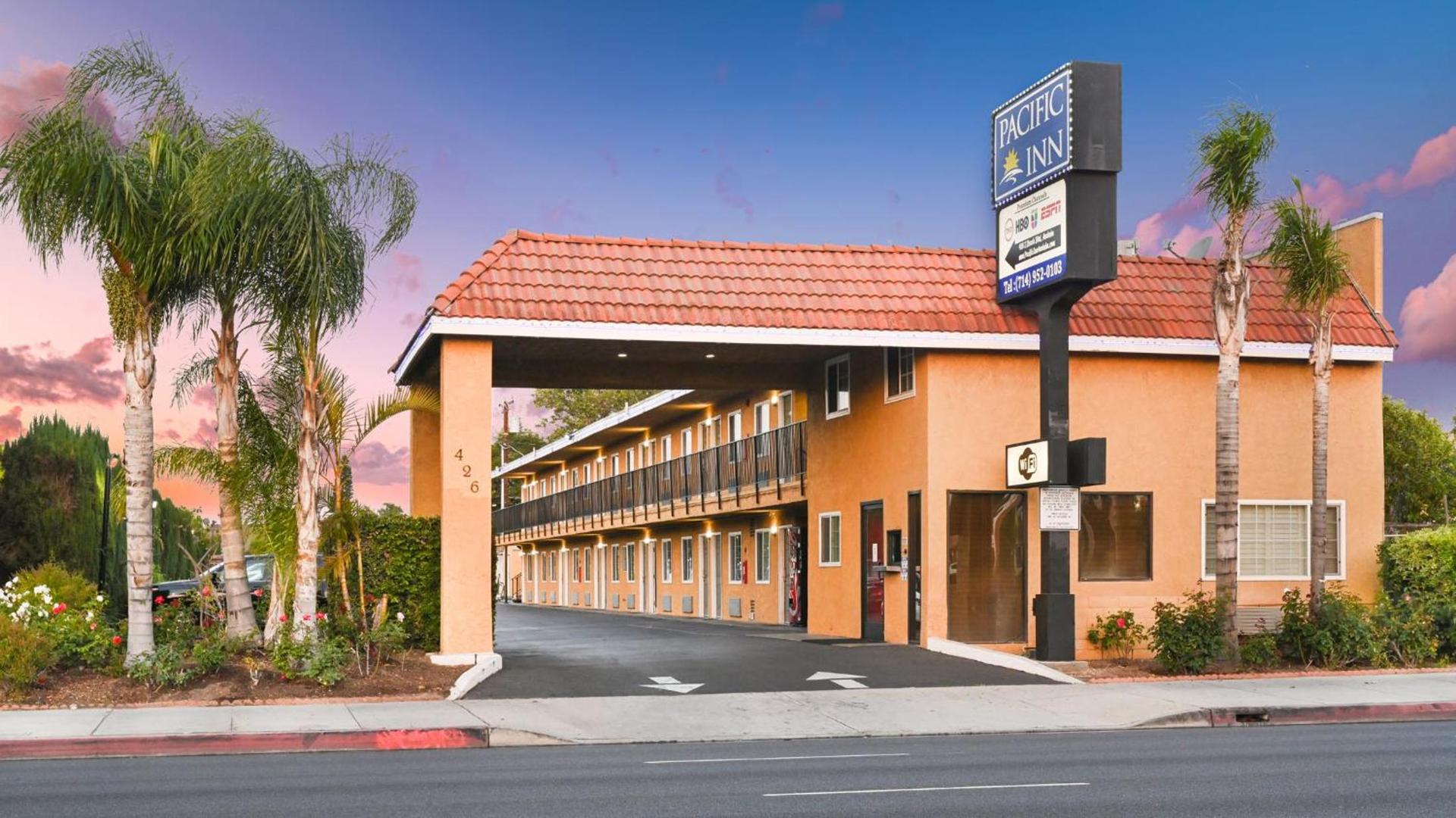 Pacific Inn Anaheim photo 1