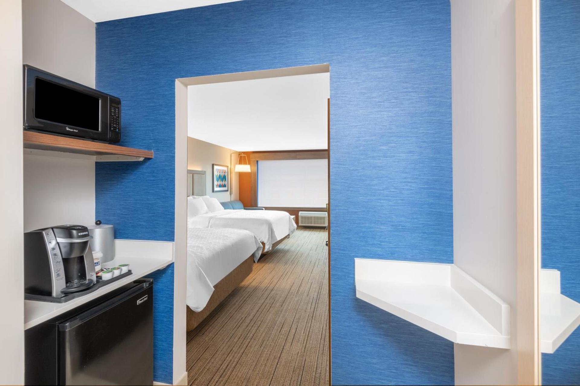 Holiday Inn Express & Suites - Phoenix - Airport North by IHG photo 93