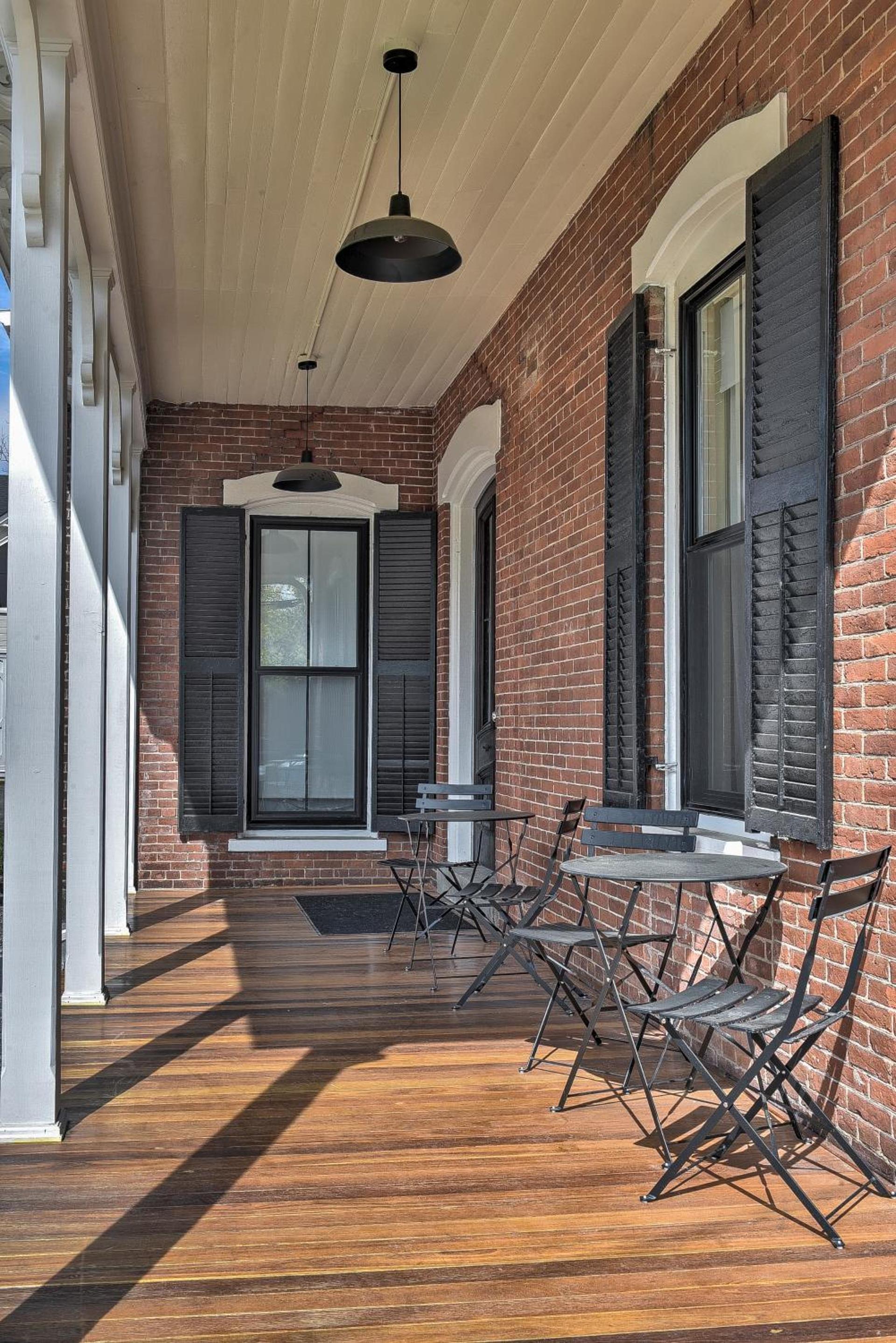The Burrell House photo 15