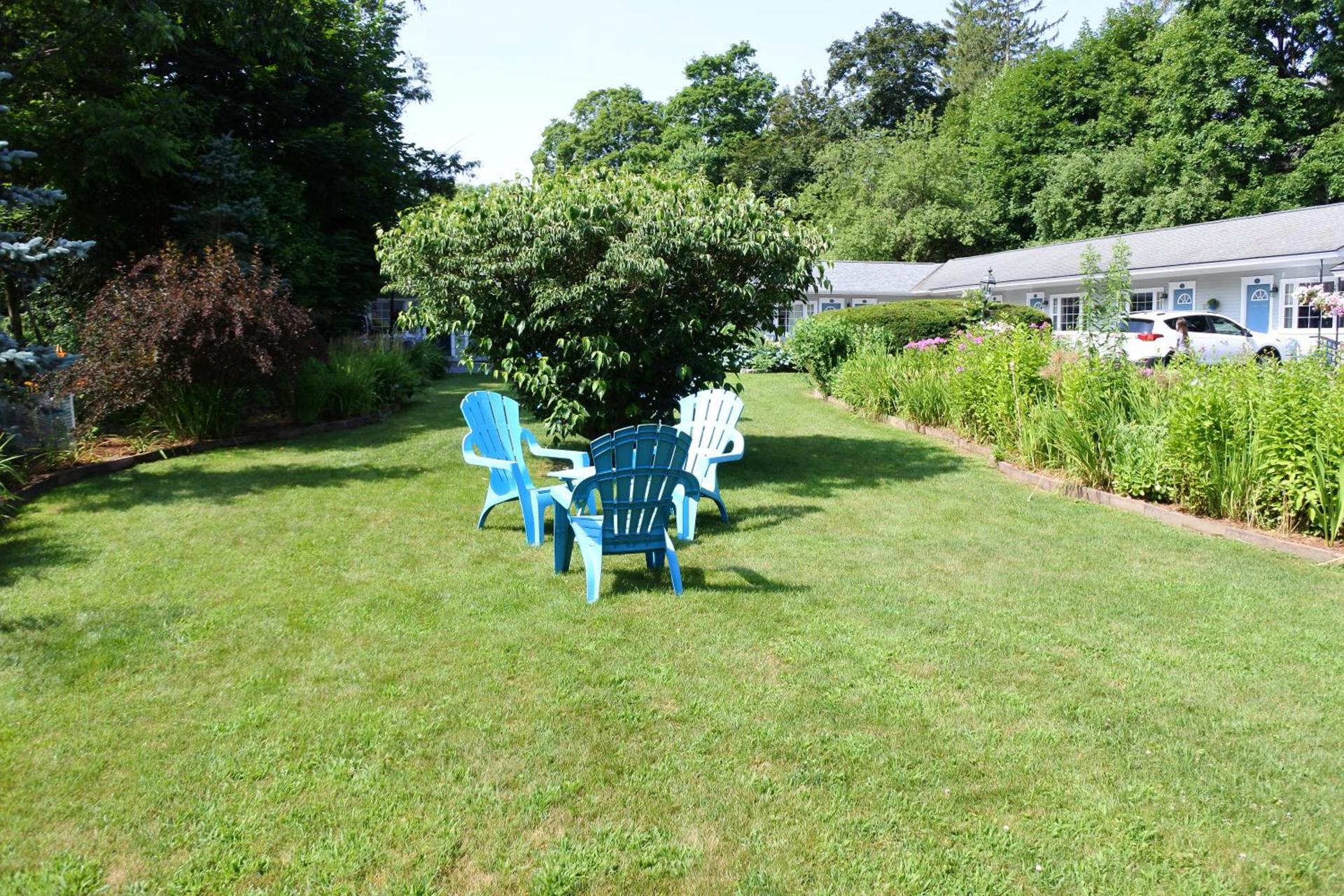 Maple Terrace Motel photo 36