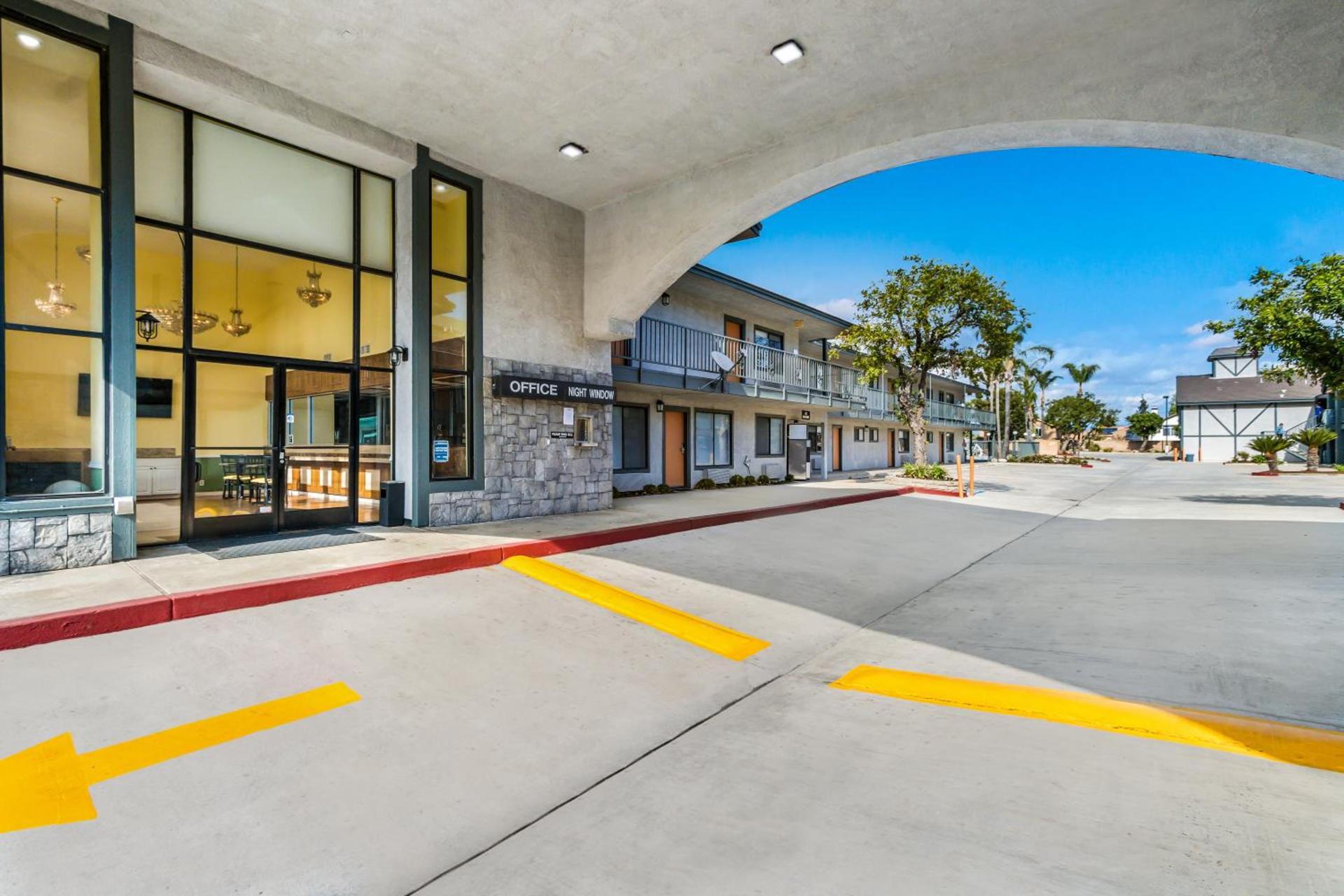 Hotel Hacienda at Ontario Ranch photo 5