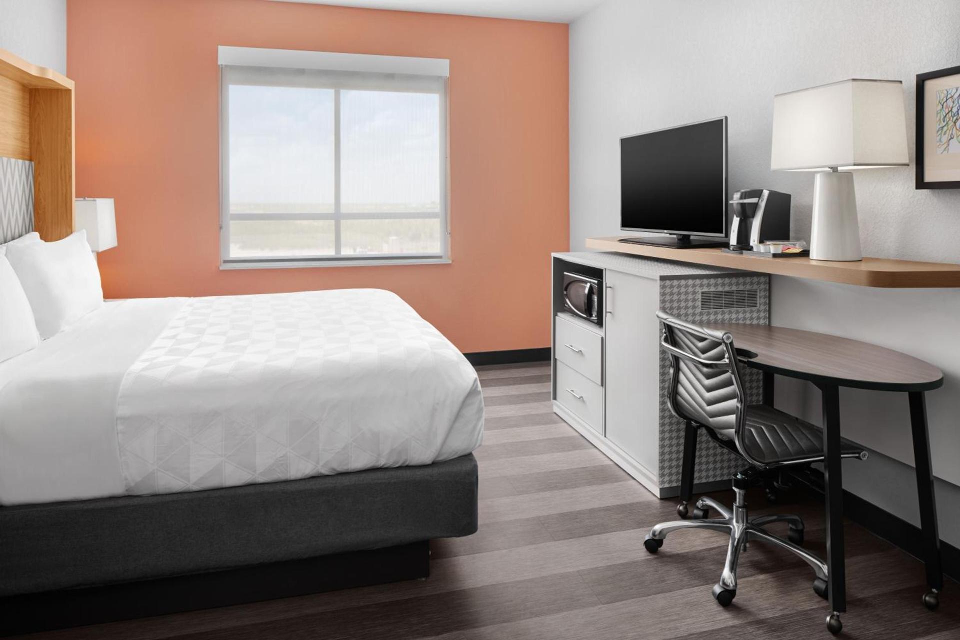 Holiday Inn Odessa by IHG photo 41