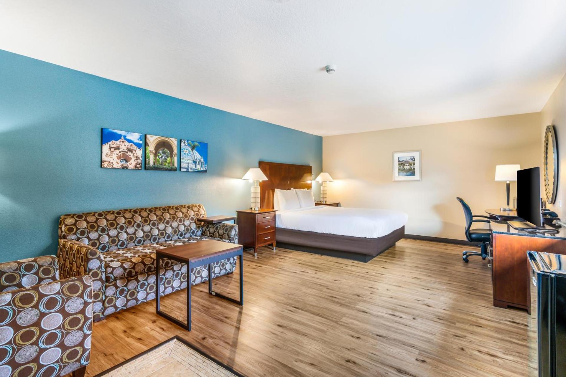 Hotel Hacienda at Ontario Ranch photo 15