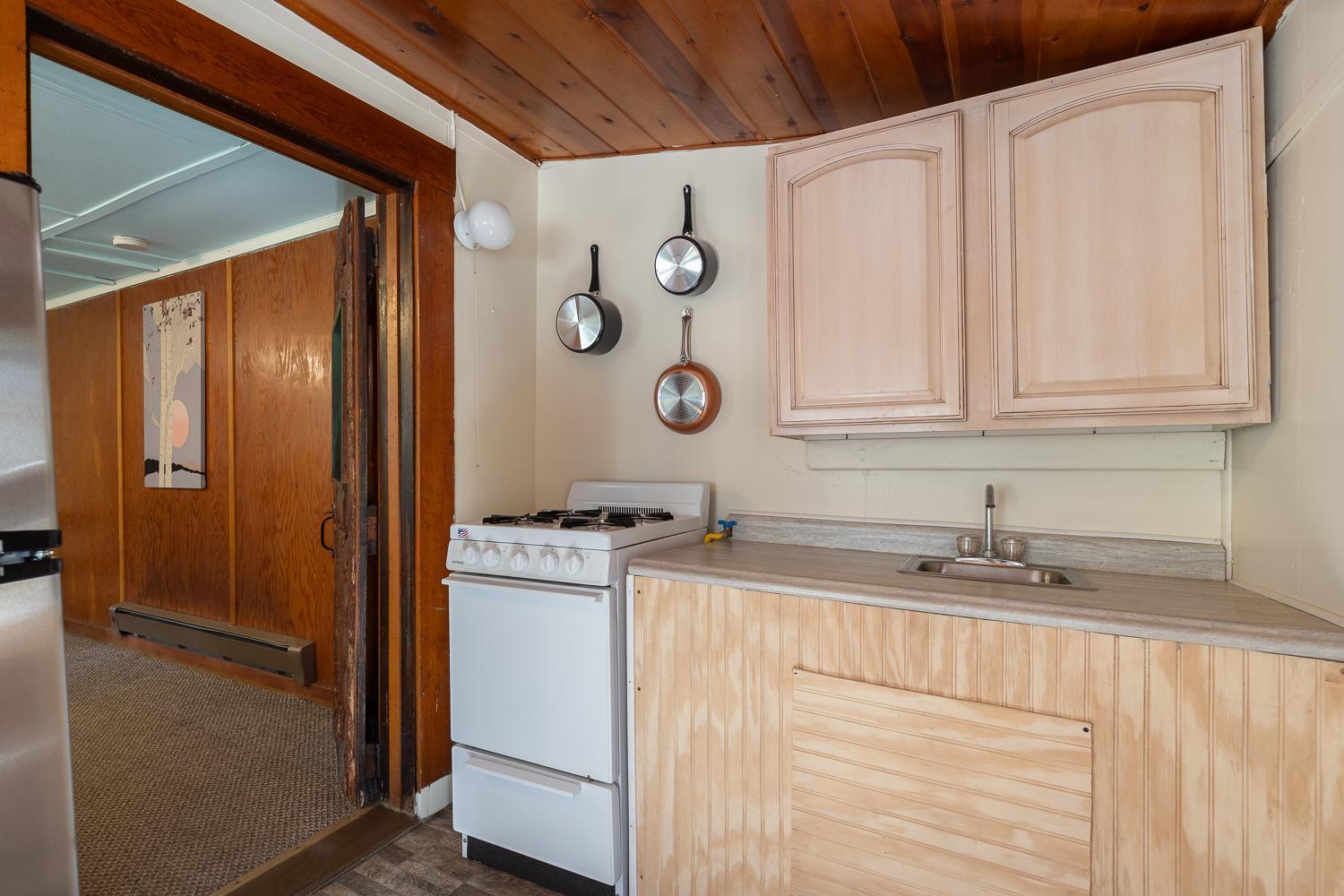 Harney Camp Cabins photo 25