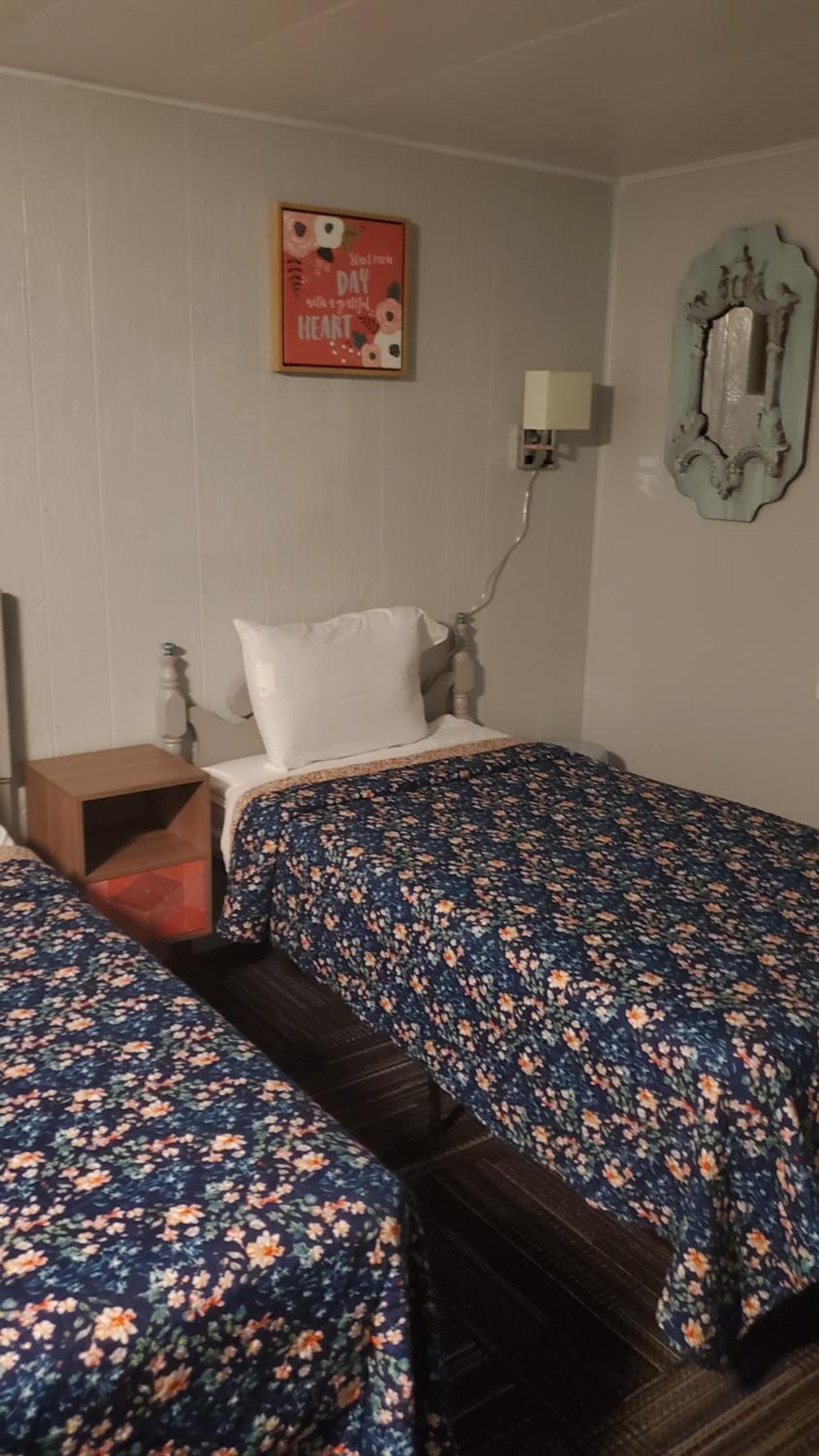 Sage Motel photo 14
