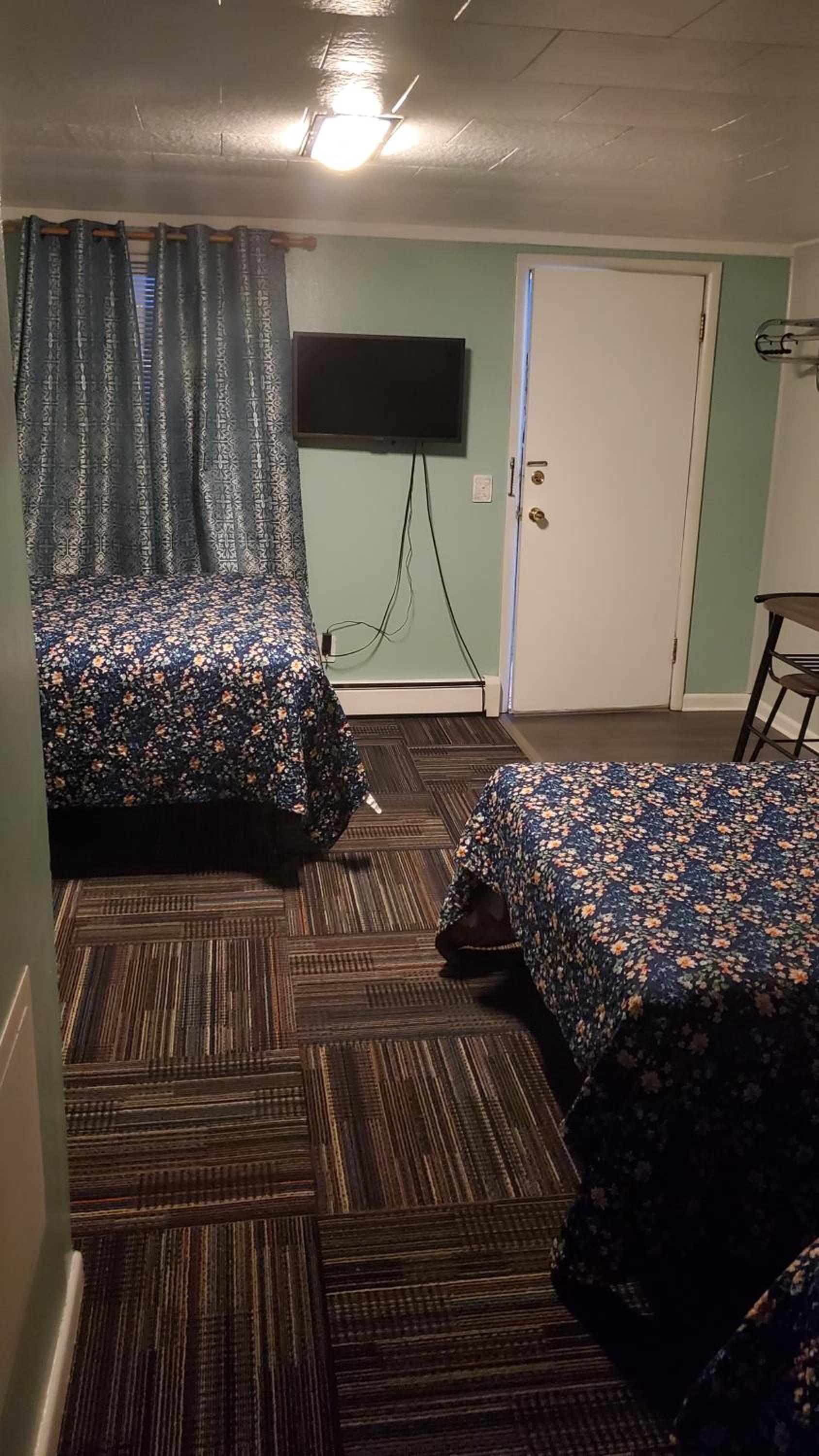 Sage Motel photo 13