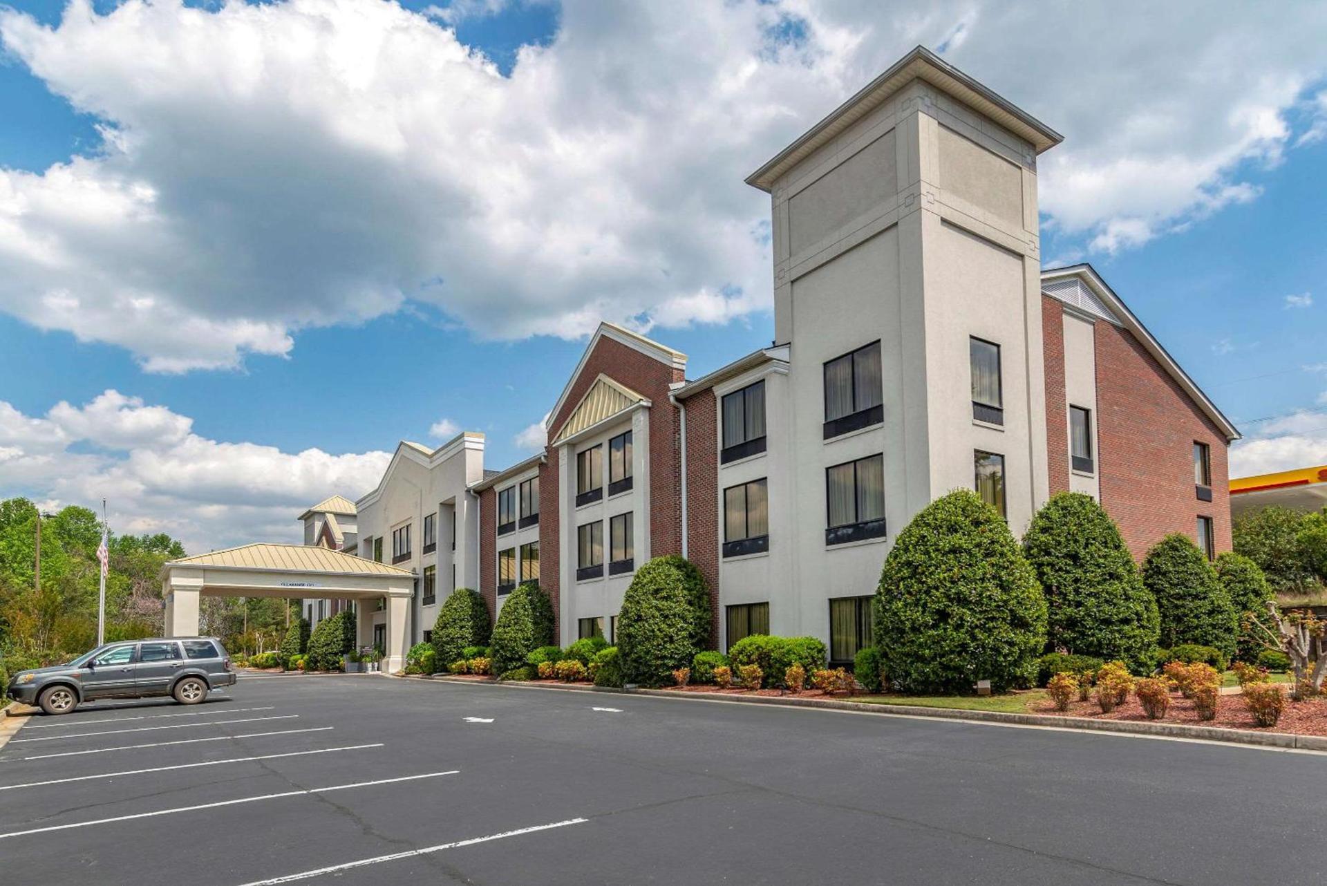 Comfort Inn & Suites Dahlonega University Area photo 2