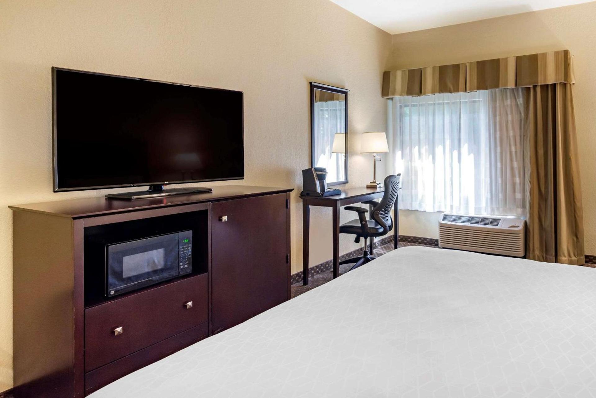 Comfort Inn & Suites Dahlonega University Area photo 8