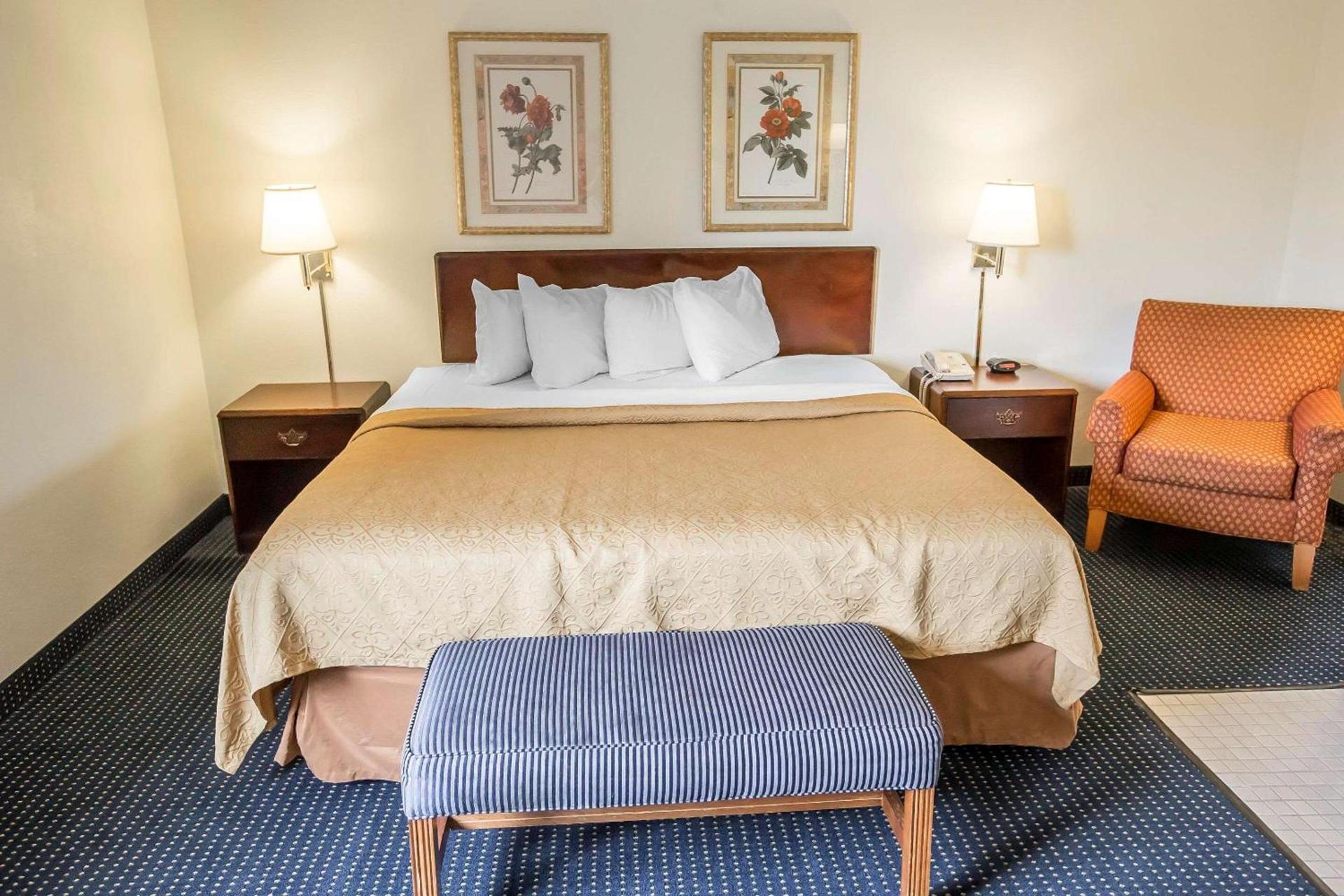 Quality Inn Dundee photo 17