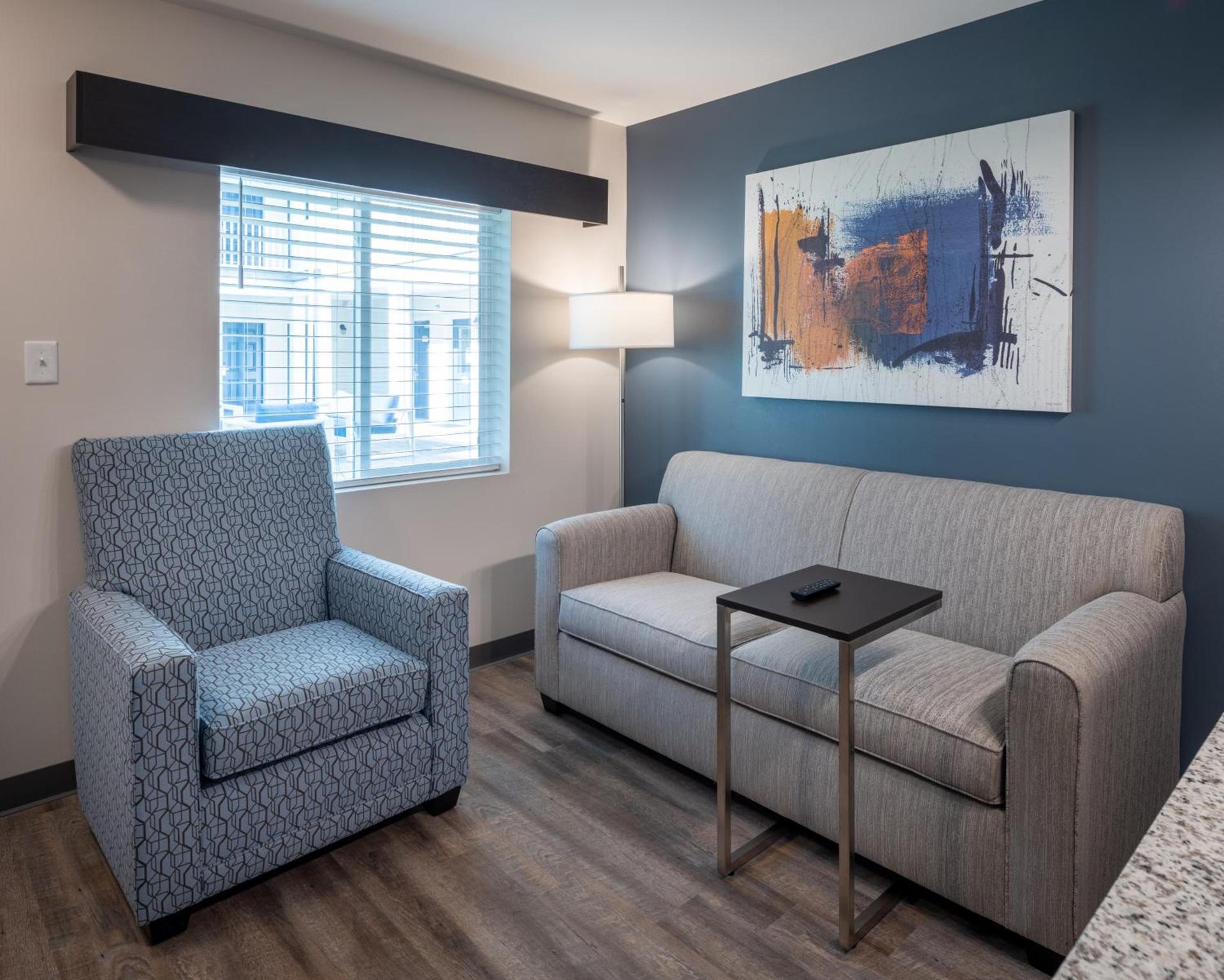 stayAPT Suites Alexandria-Fort Belvoir photo 23