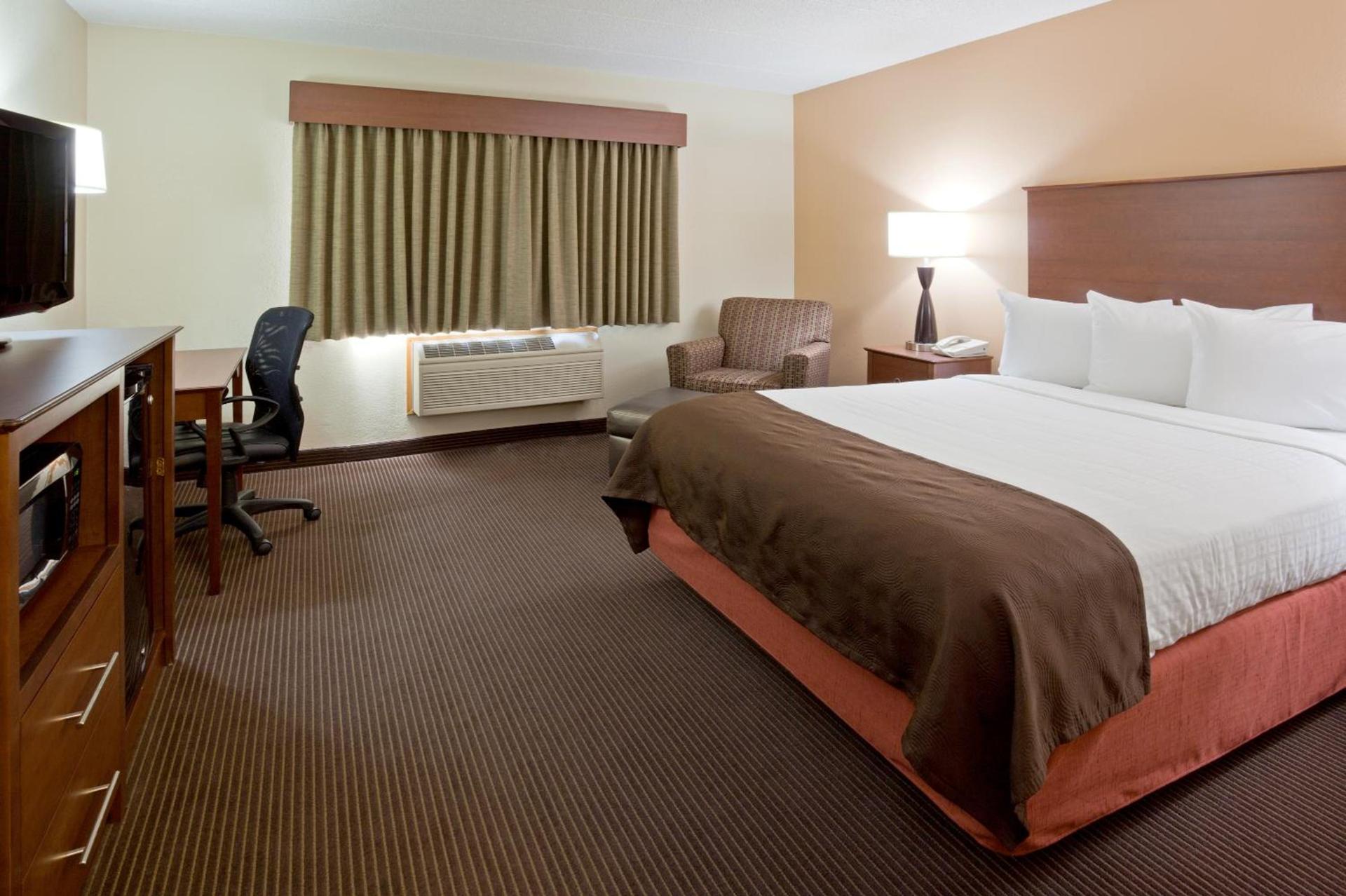 AmericInn by Wyndham Bismarck photo 24