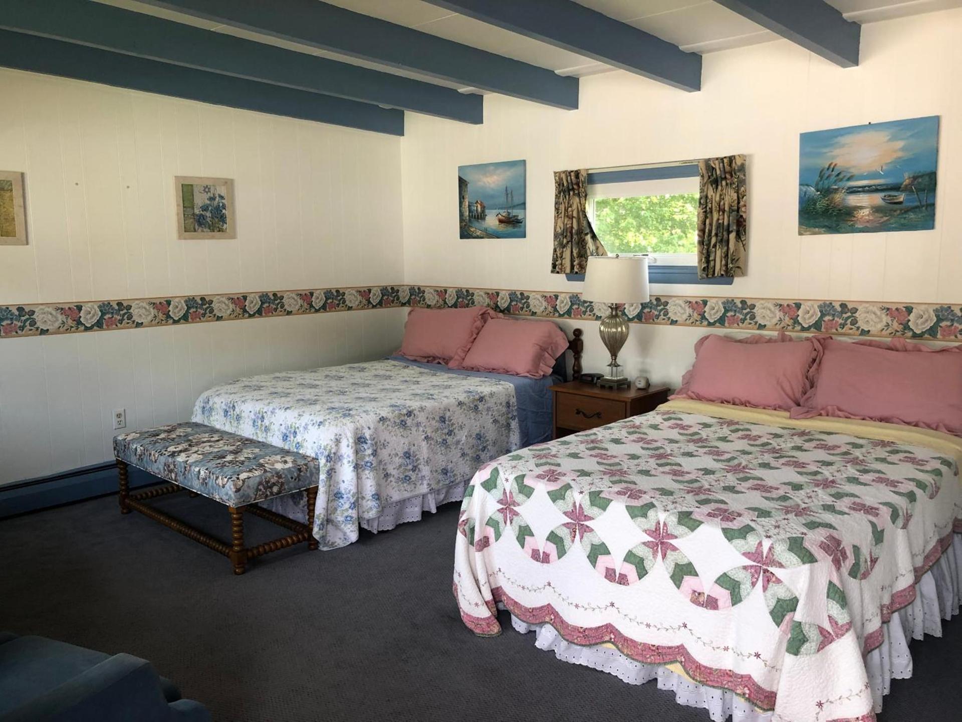 Claddagh Motel & Suites photo 8