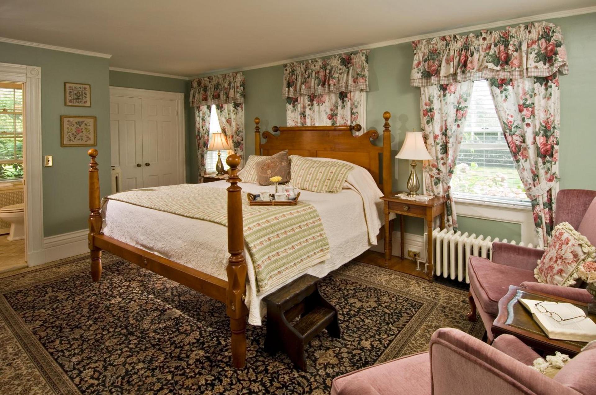 Captain's House Inn photo 52