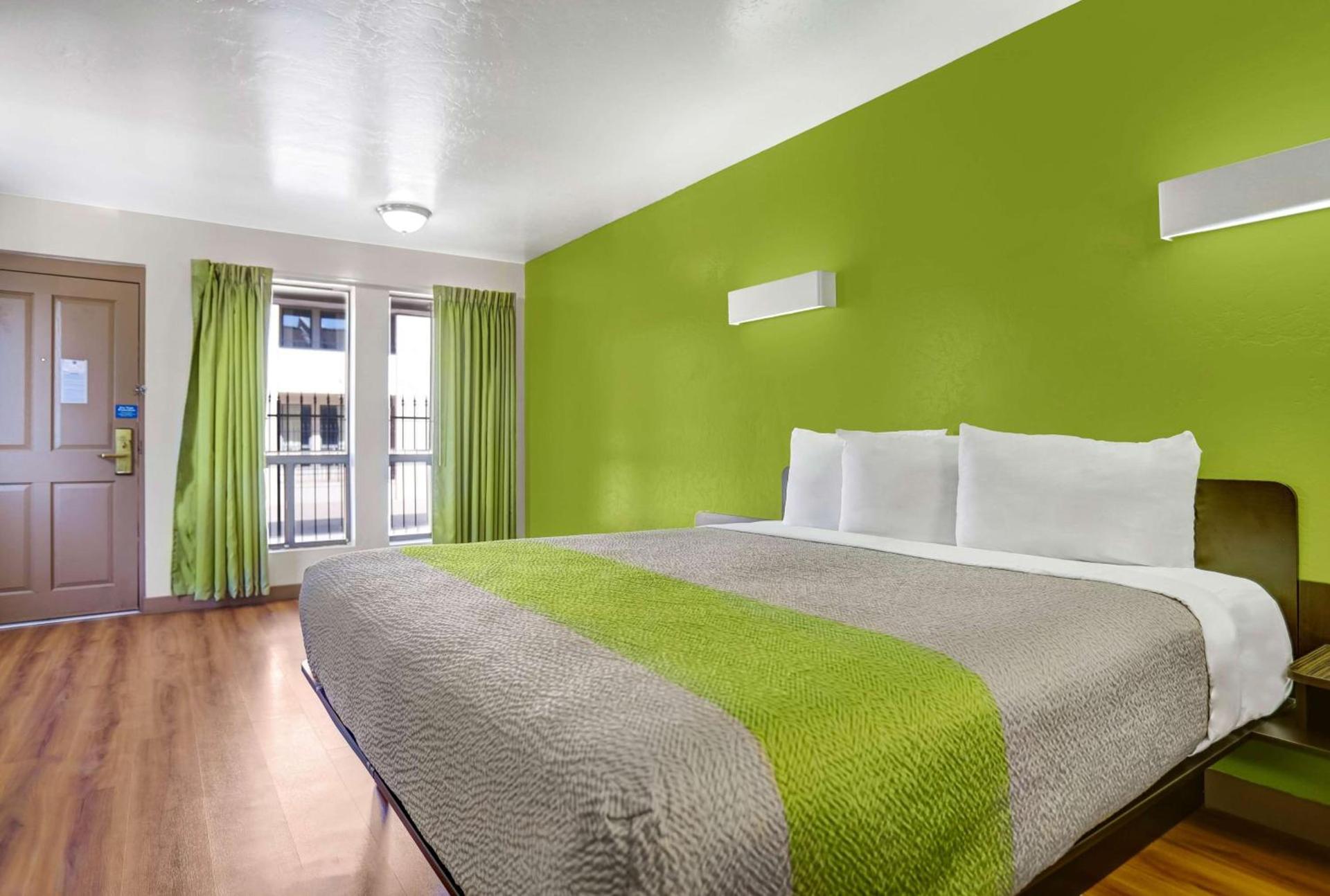 Days Inn by Wyndham Payson photo 10