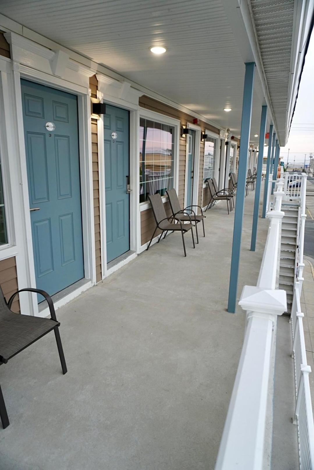 Coastal Sands Inn photo 36