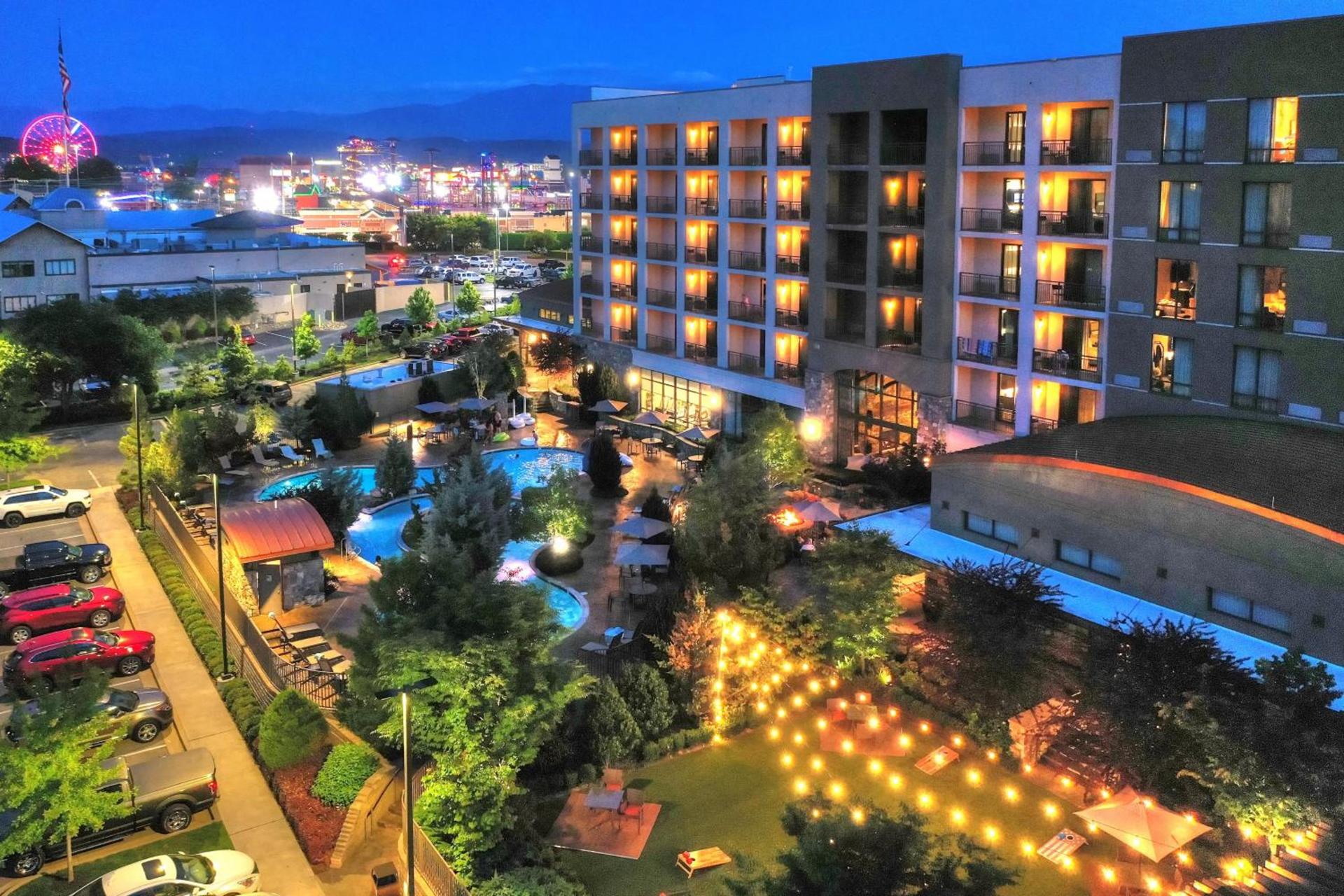 Courtyard by Marriott Pigeon Forge photo 1