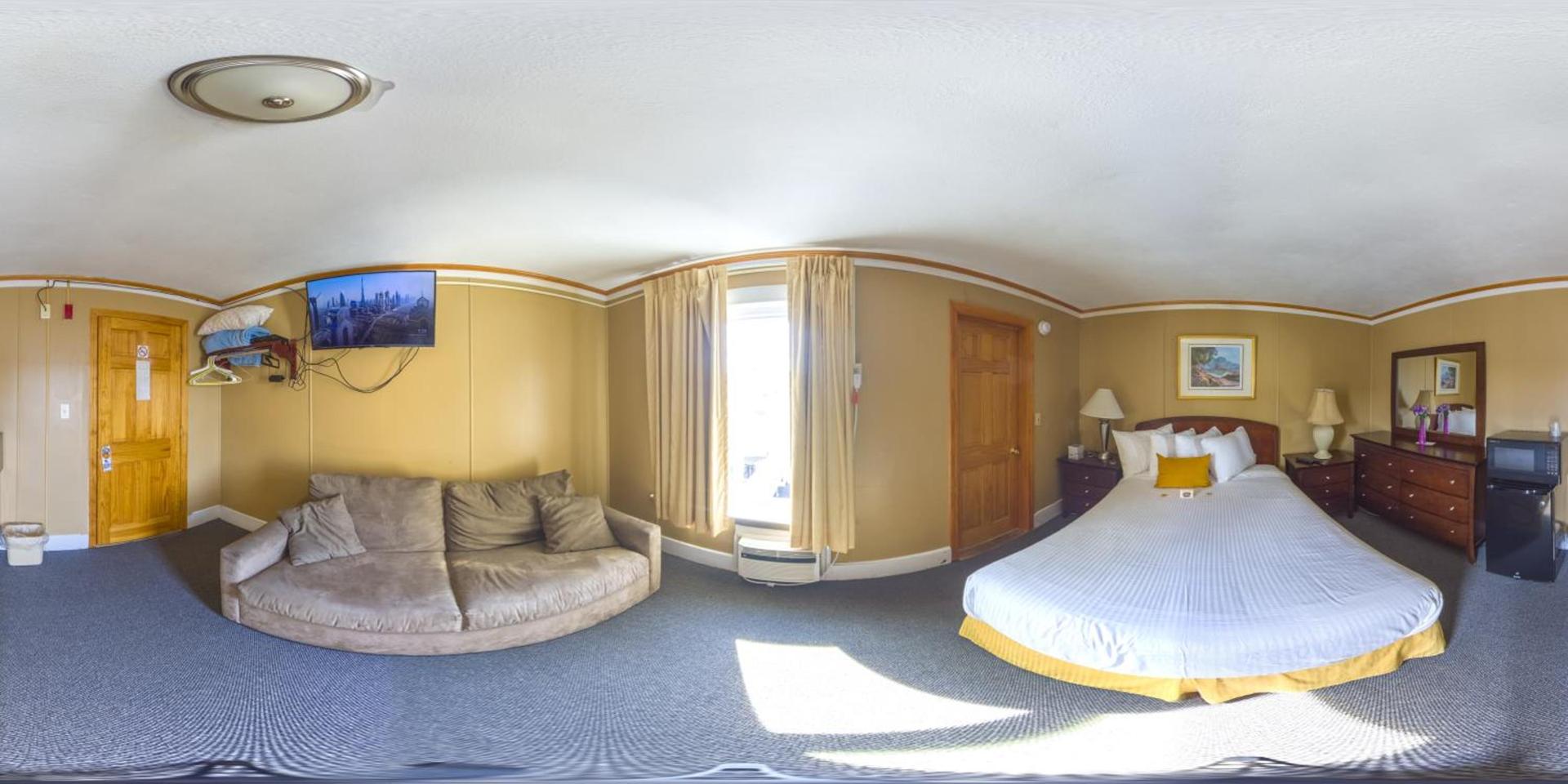 The Moulton Hotel photo 51
