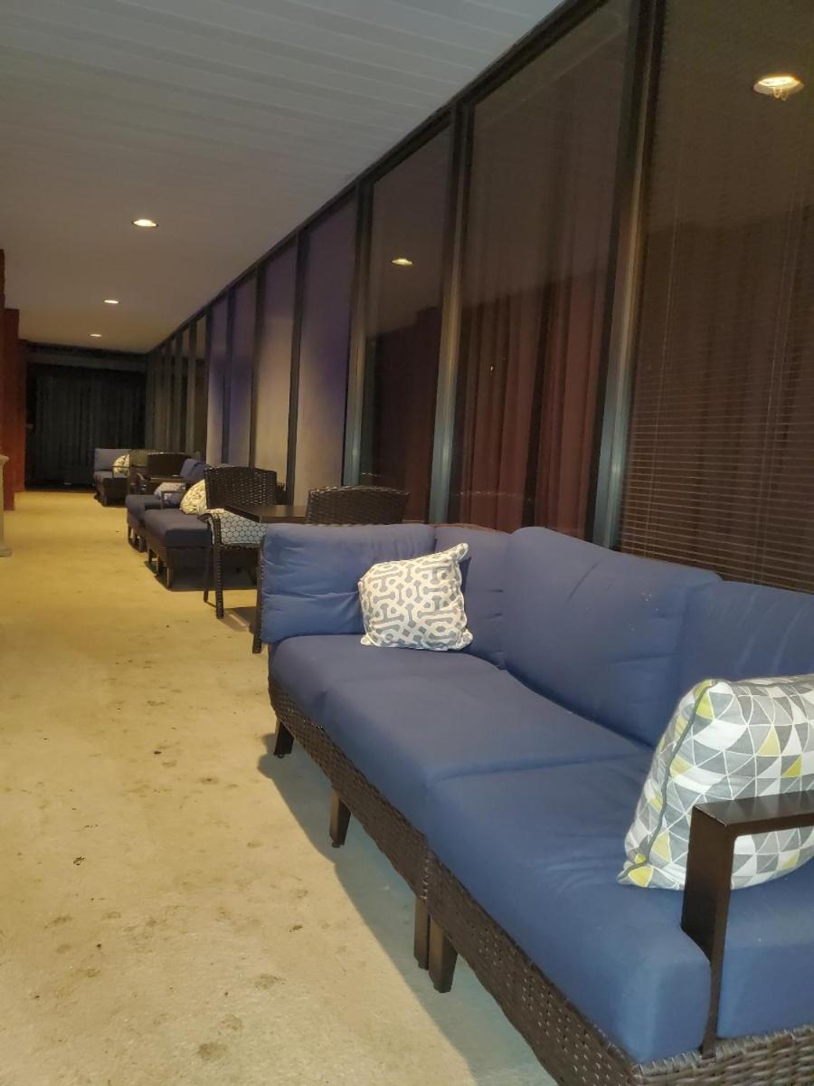 New Hope Inn & Suites photo 31