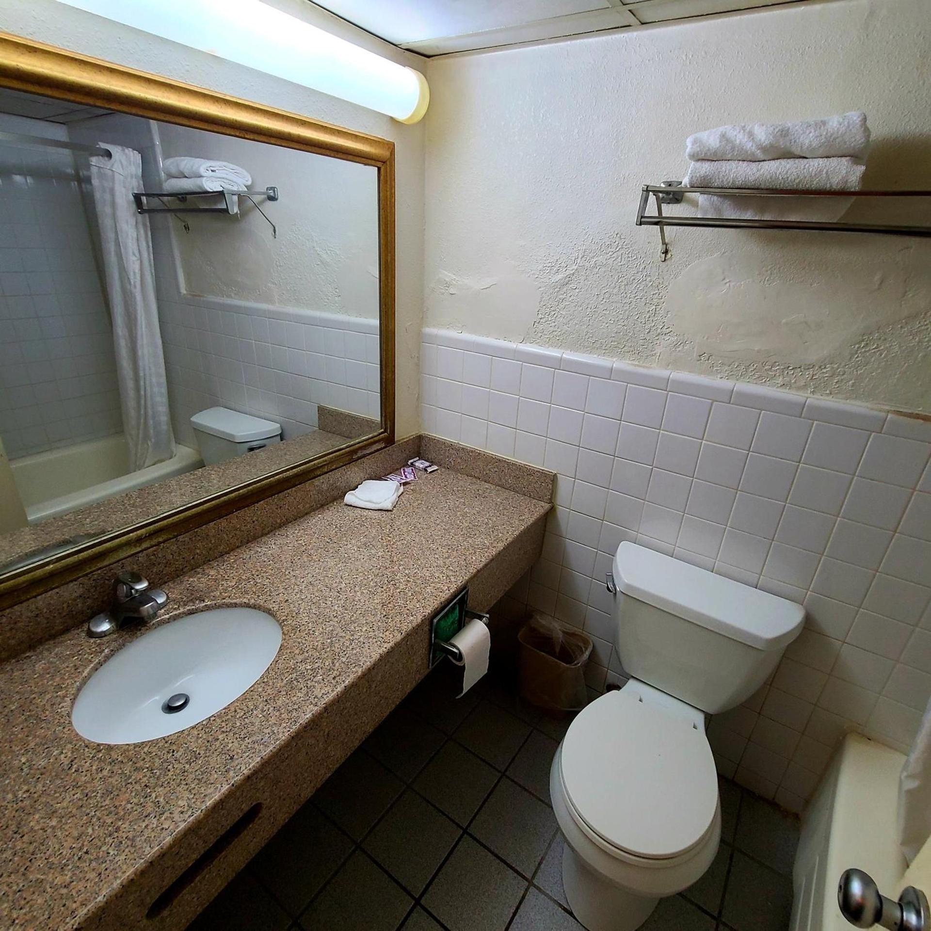 Town Inn photo 25