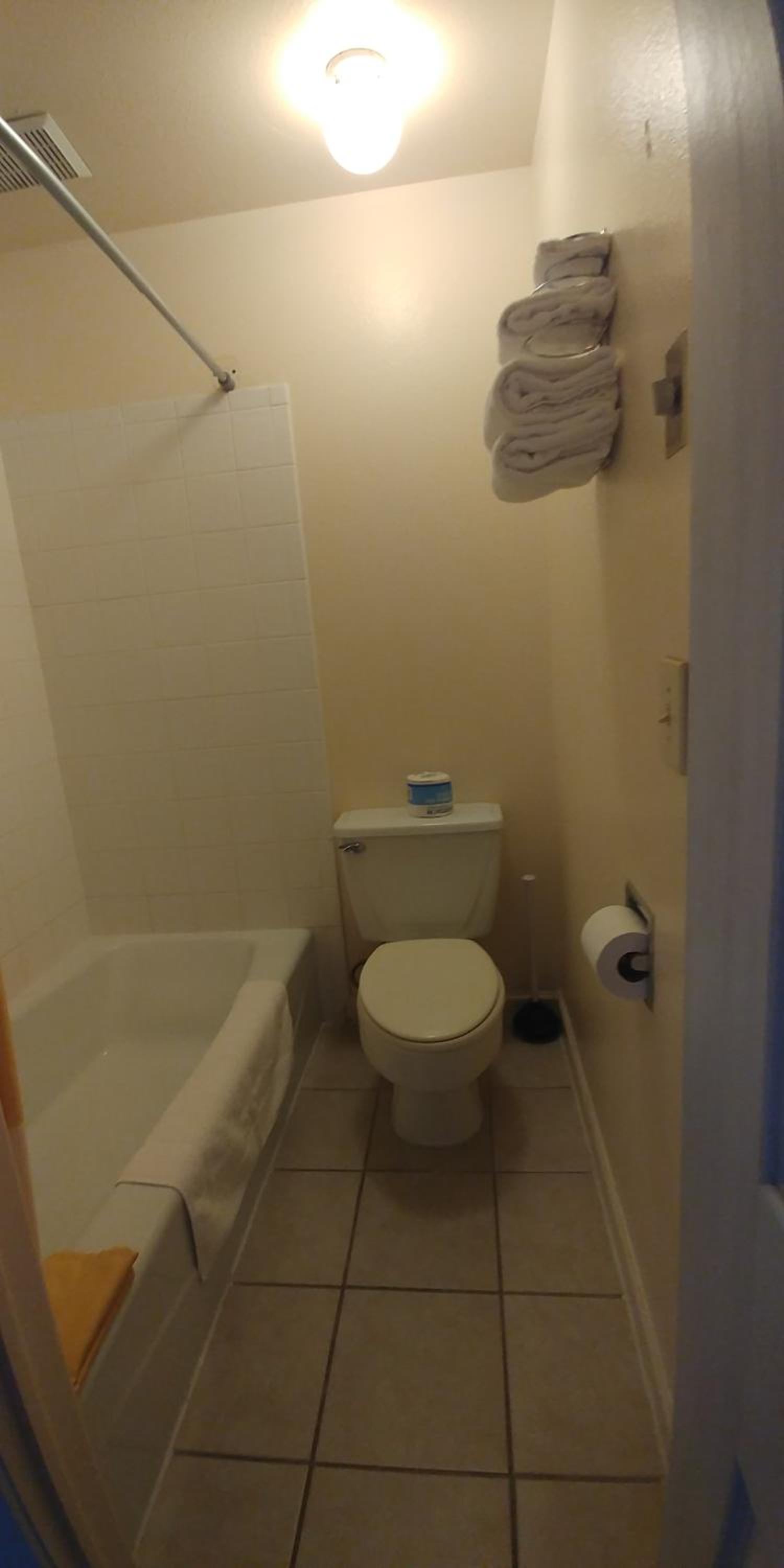 Thunderbird Motel photo 18