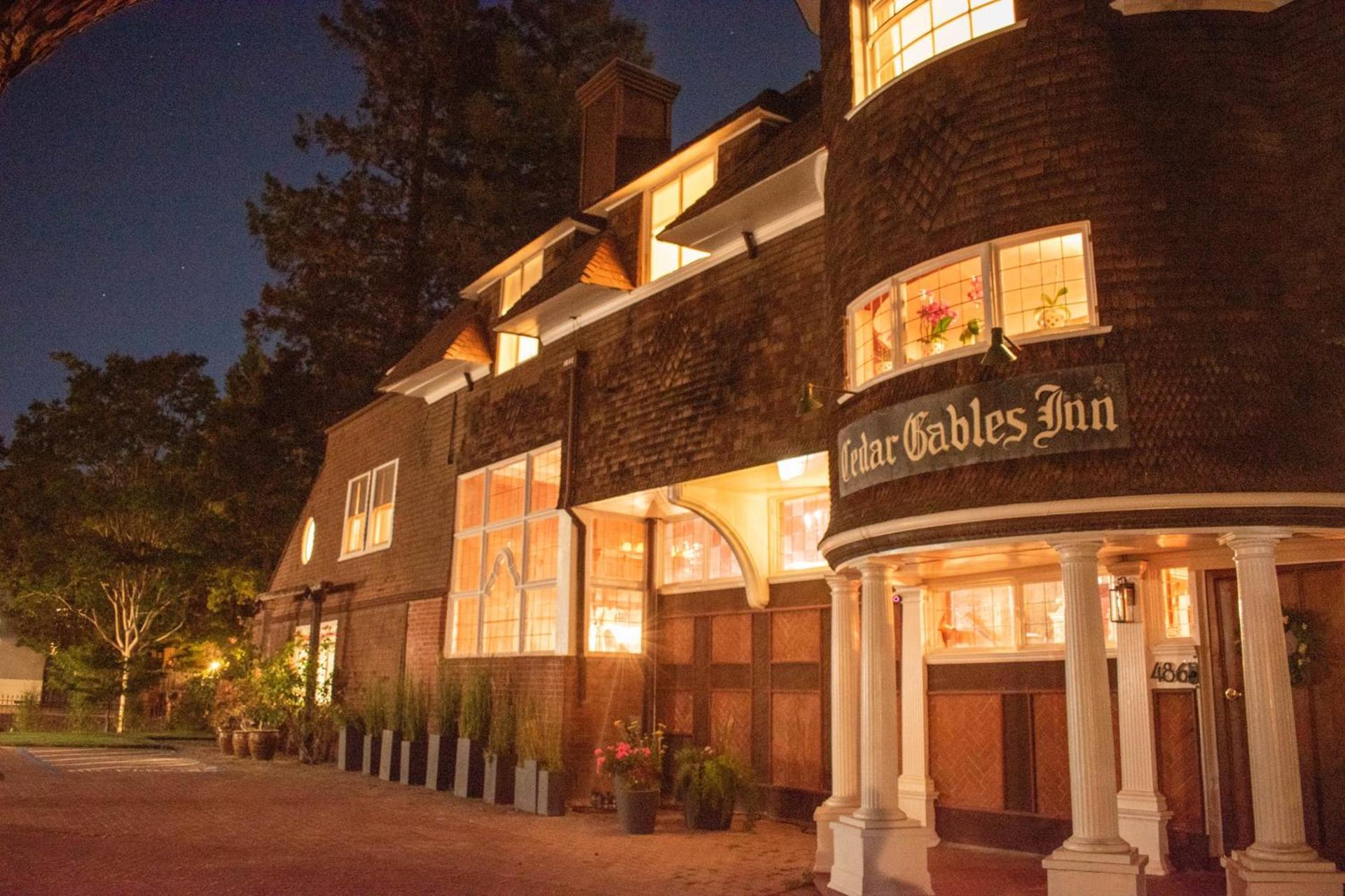 Cedar Gables Inn photo 13