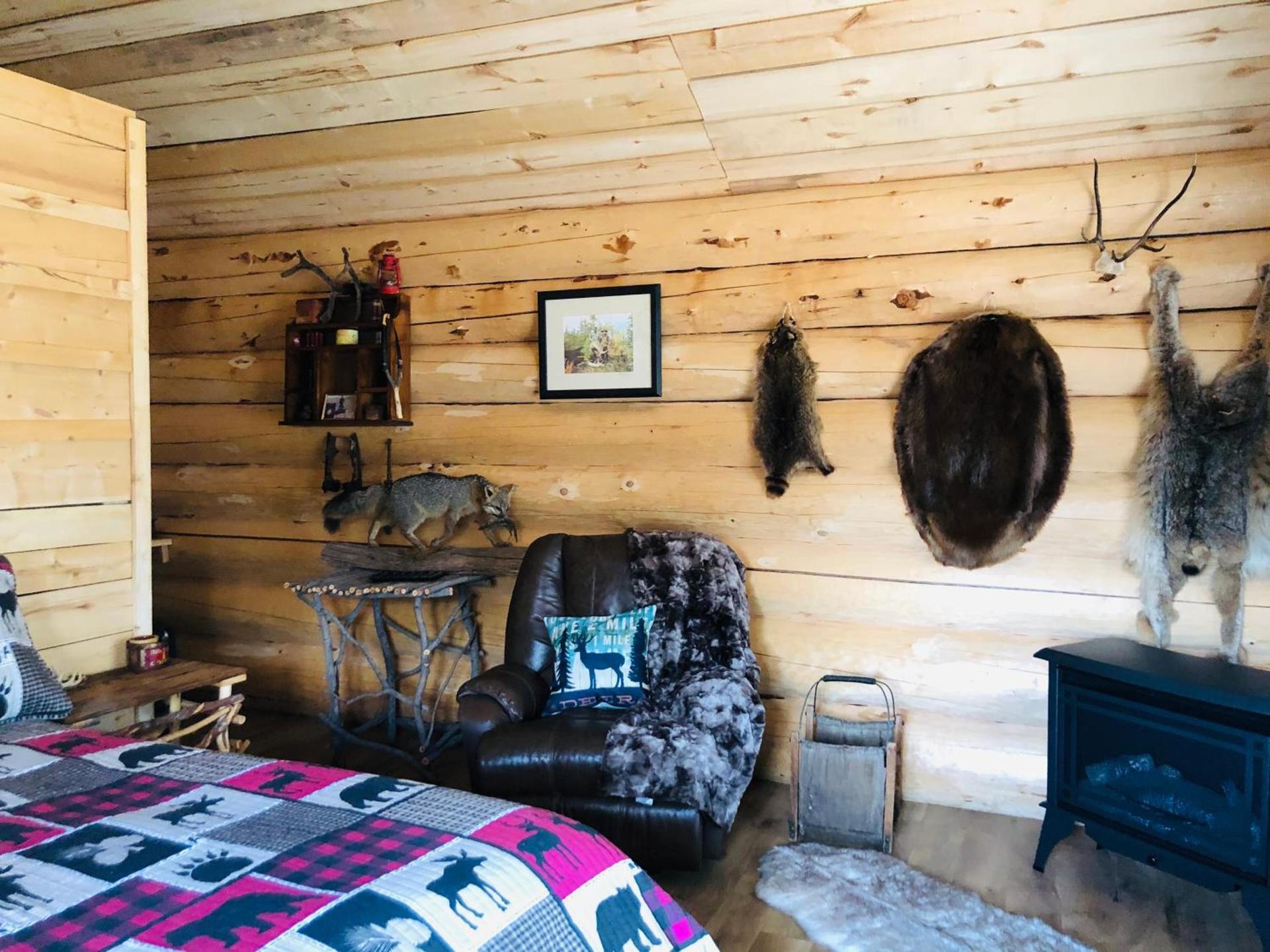 Wrangell Mountain Lodge- Private Bathroom with shower photo 60