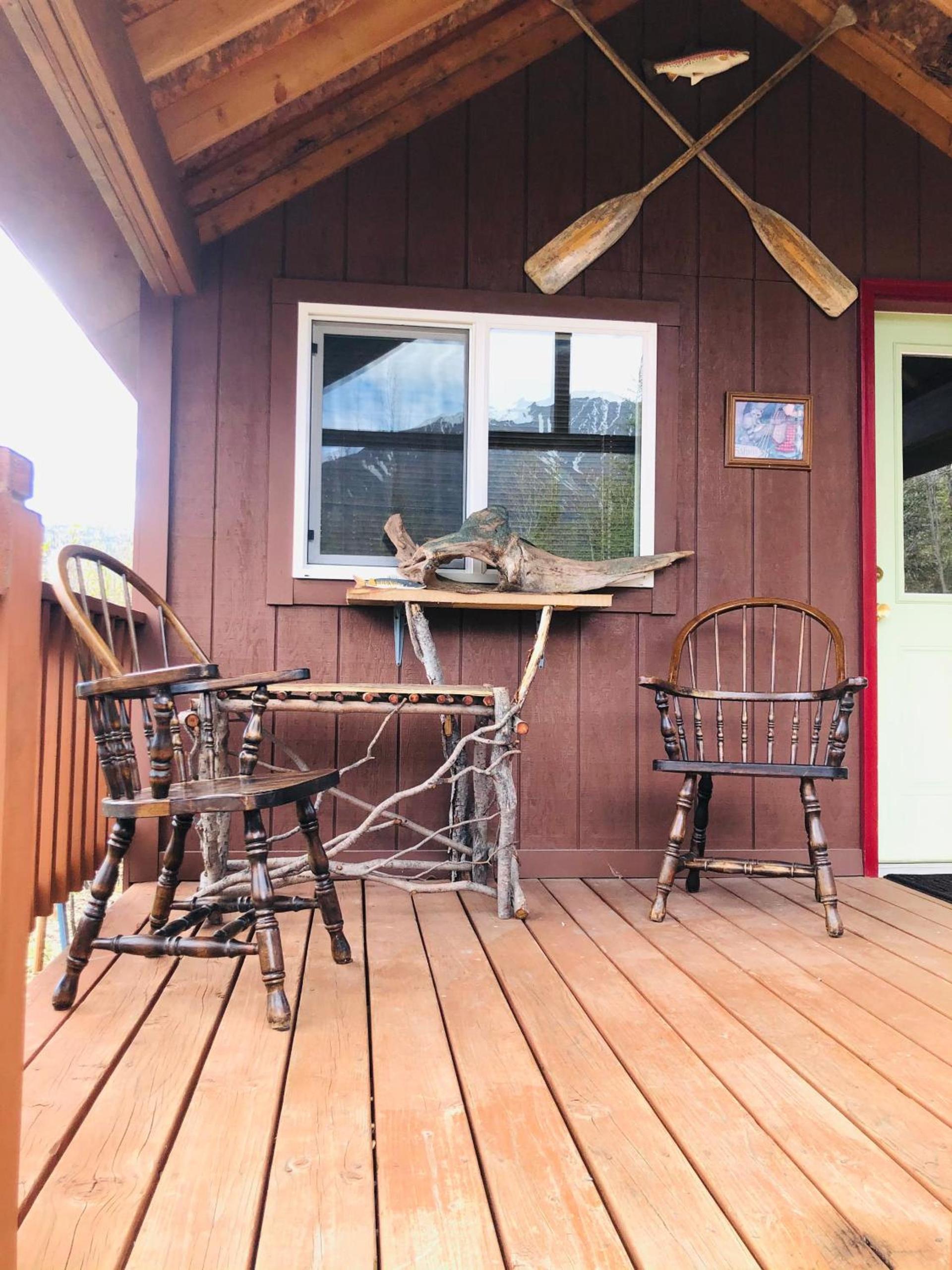Wrangell Mountain Lodge- Private Bathroom with shower photo 22