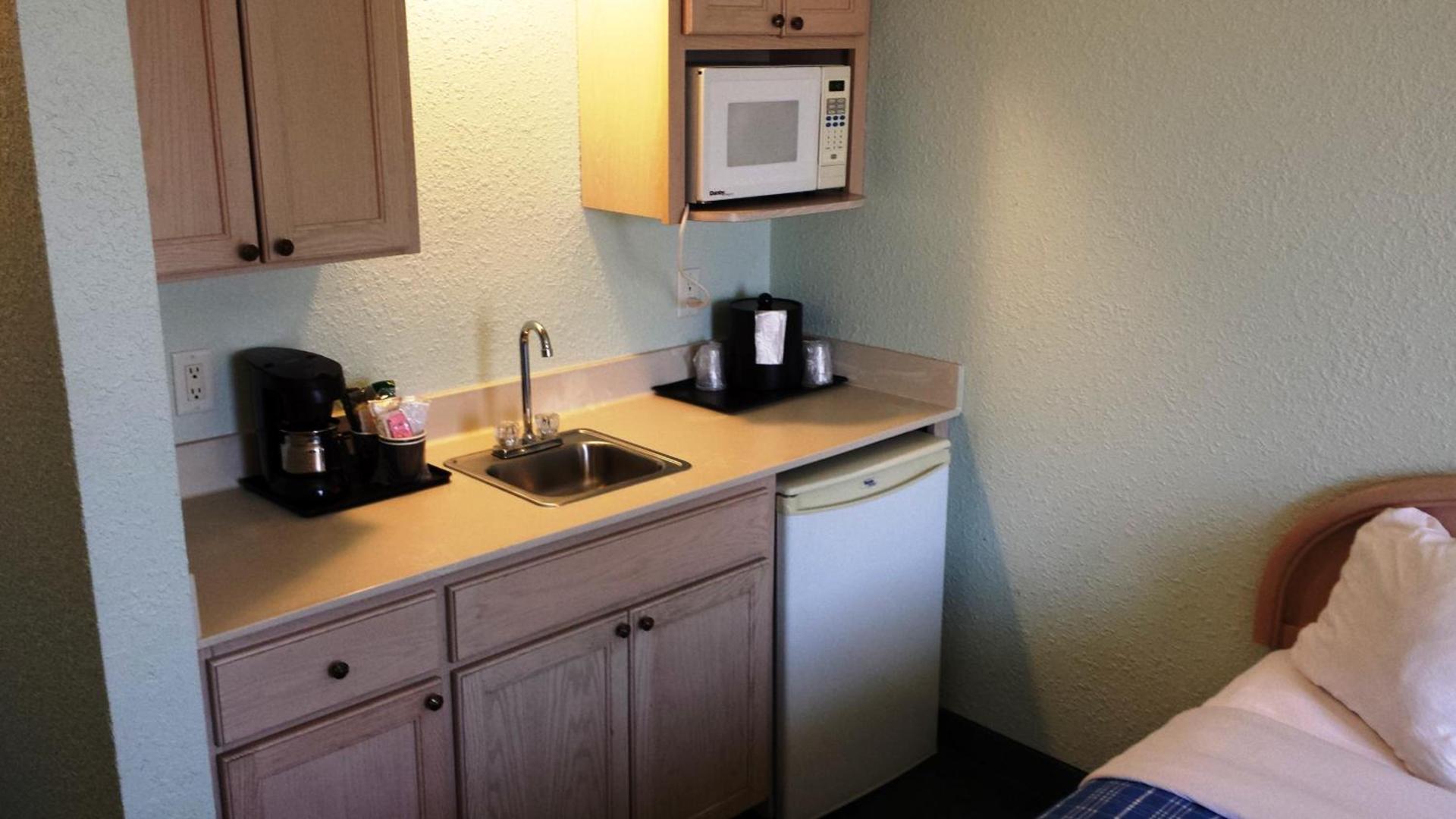Cocoa Beach Suites Hotel photo 24
