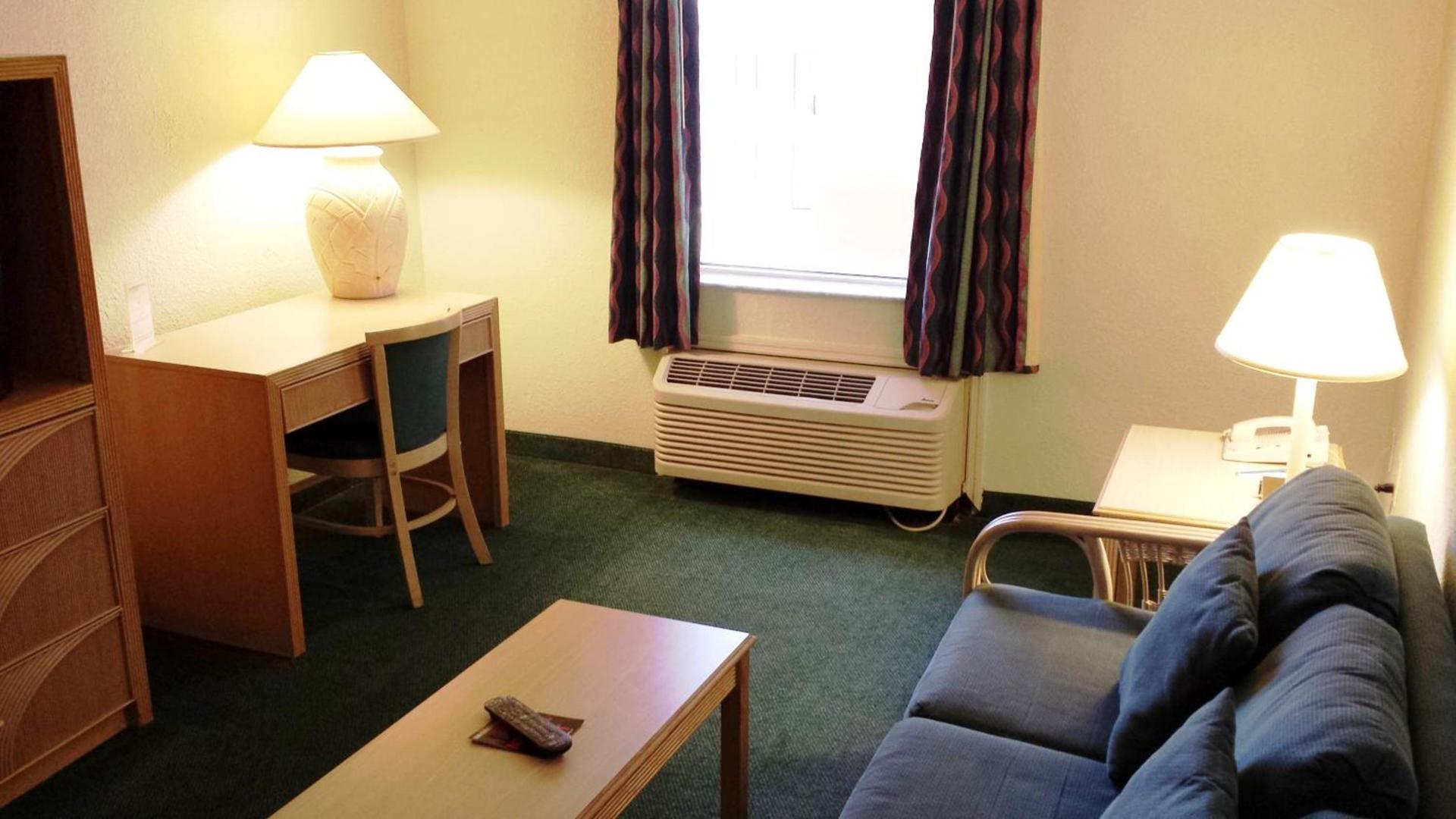 Cocoa Beach Suites Hotel photo 5
