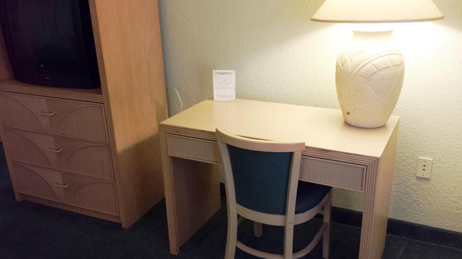 Cocoa Beach Suites Hotel photo 25