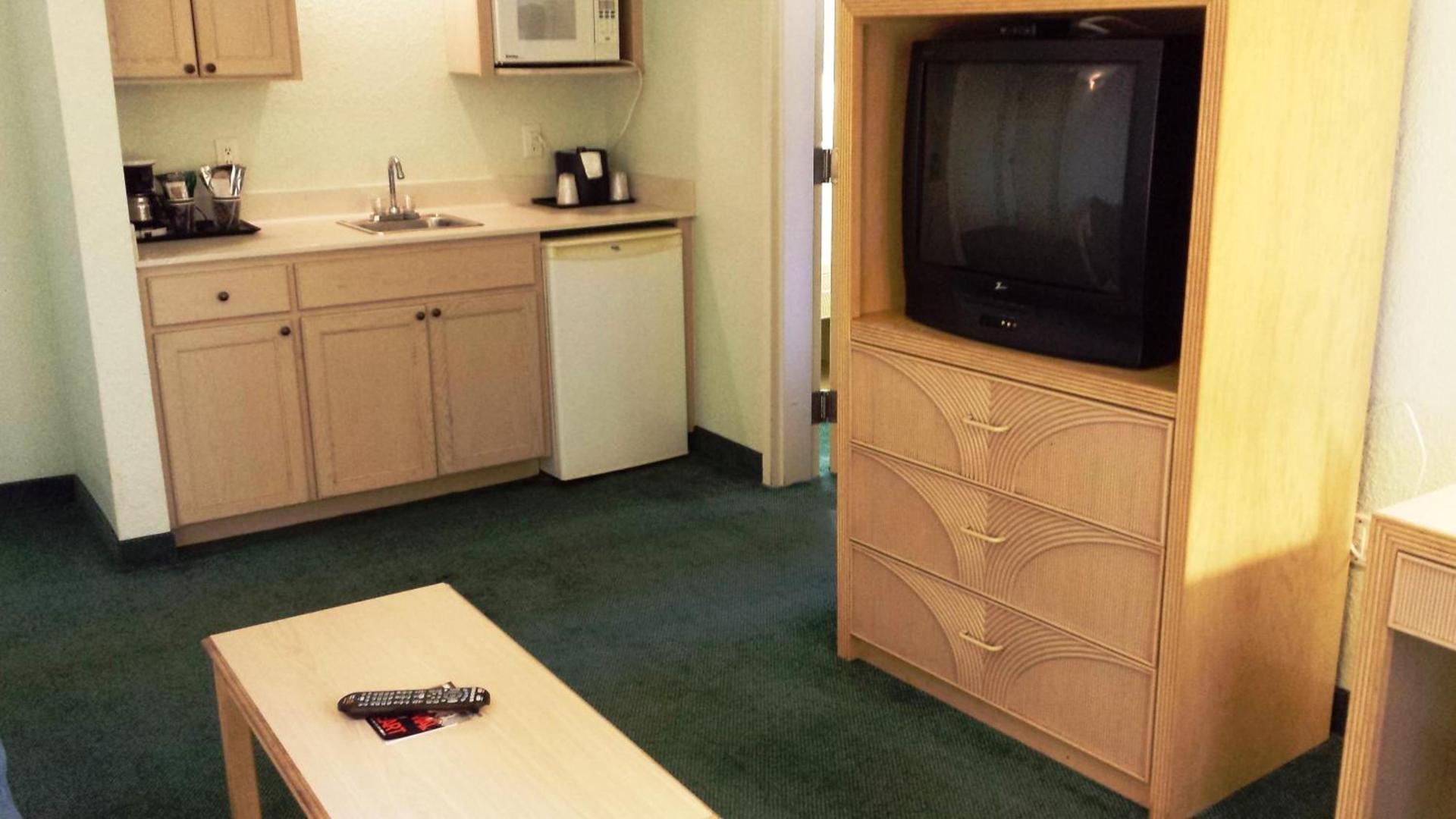 Cocoa Beach Suites Hotel photo 15