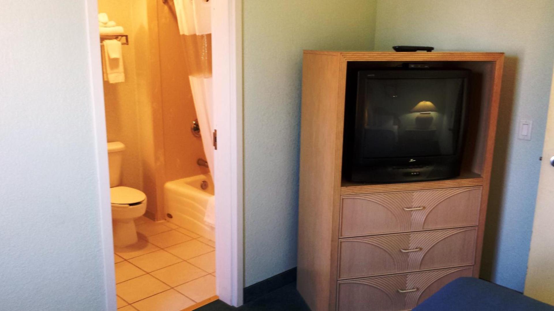 Cocoa Beach Suites Hotel photo 18