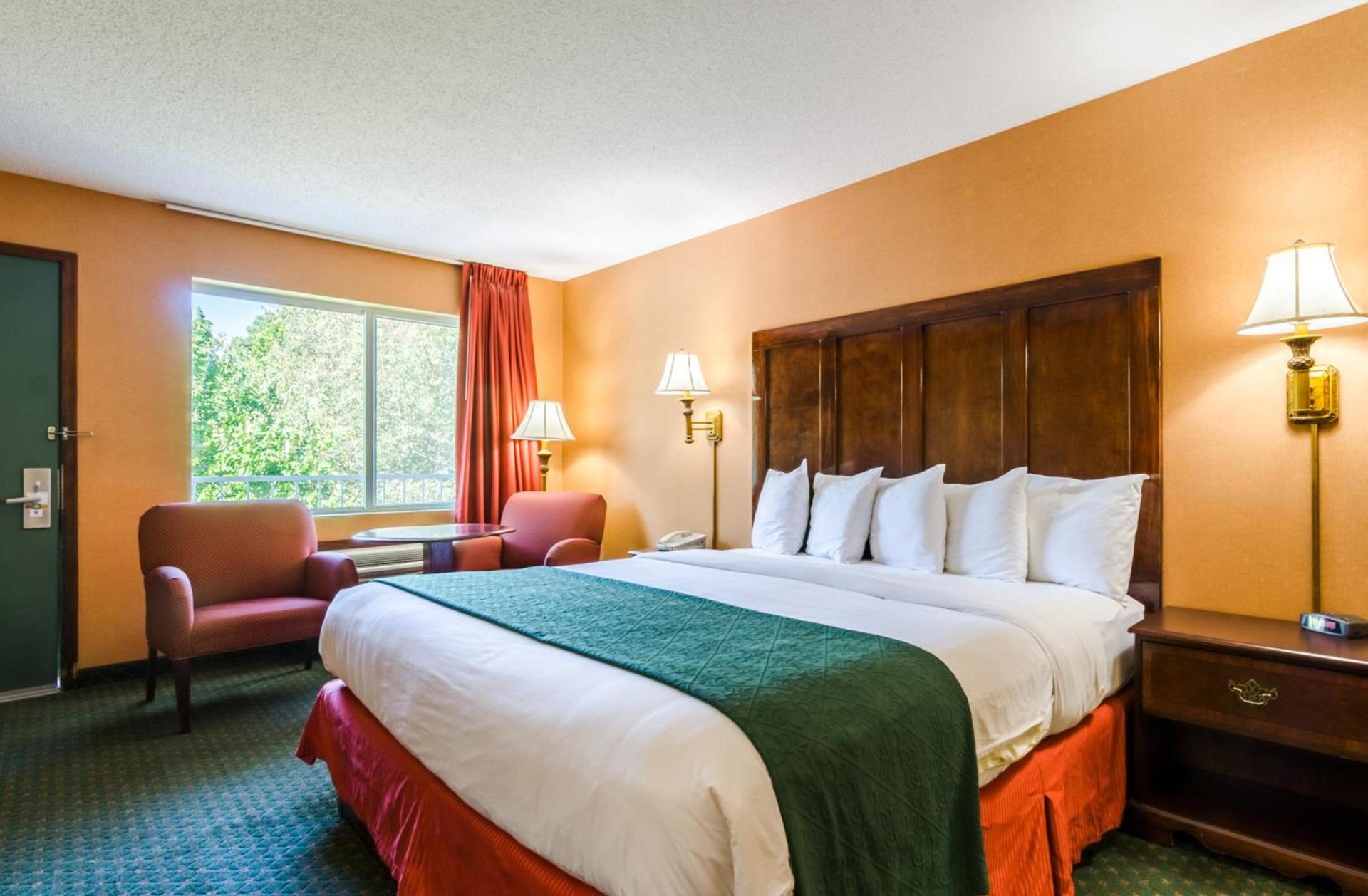 Quality Inn Eureka Springs South photo 17