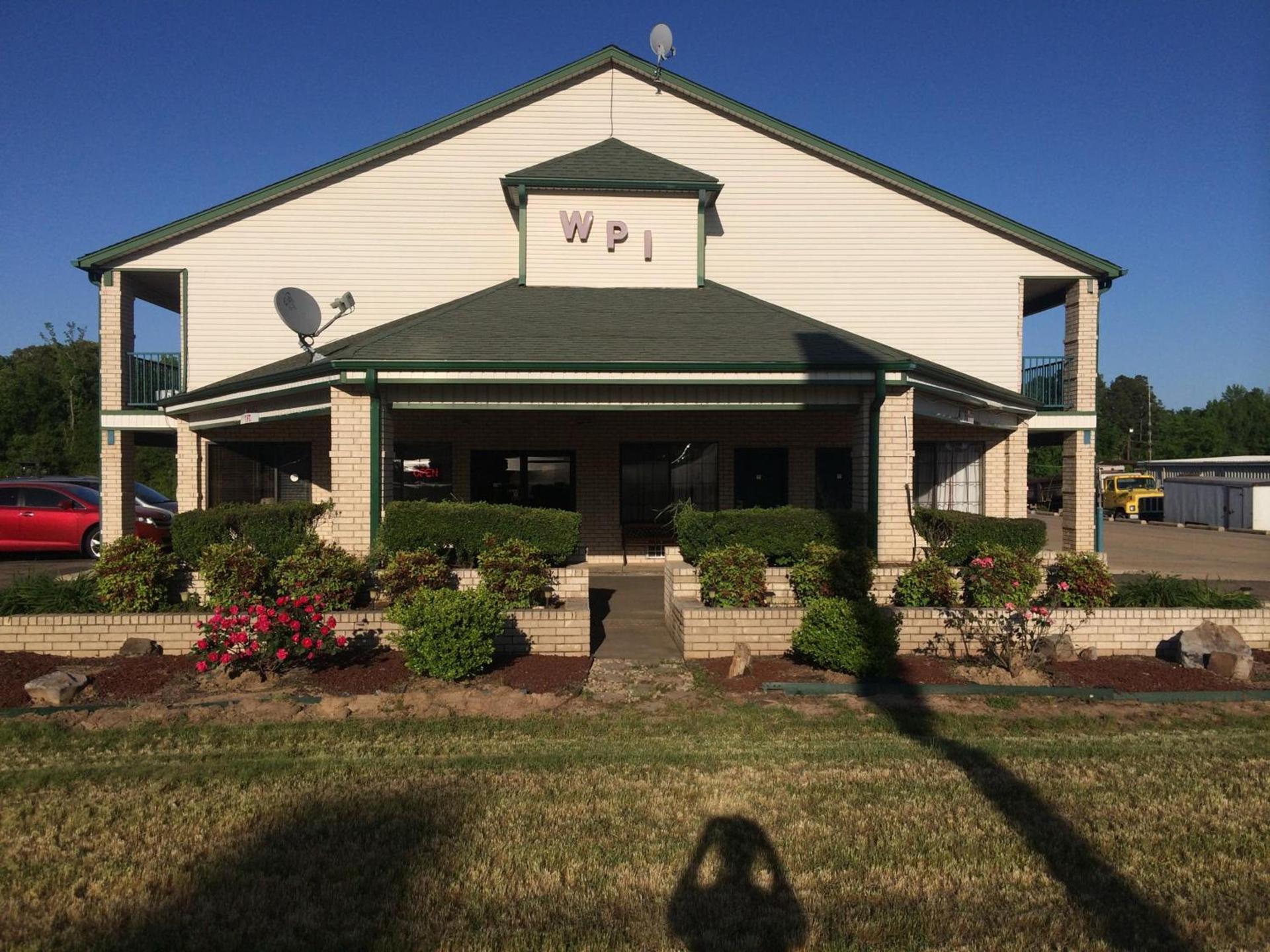 Western Plaza Inn photo 9
