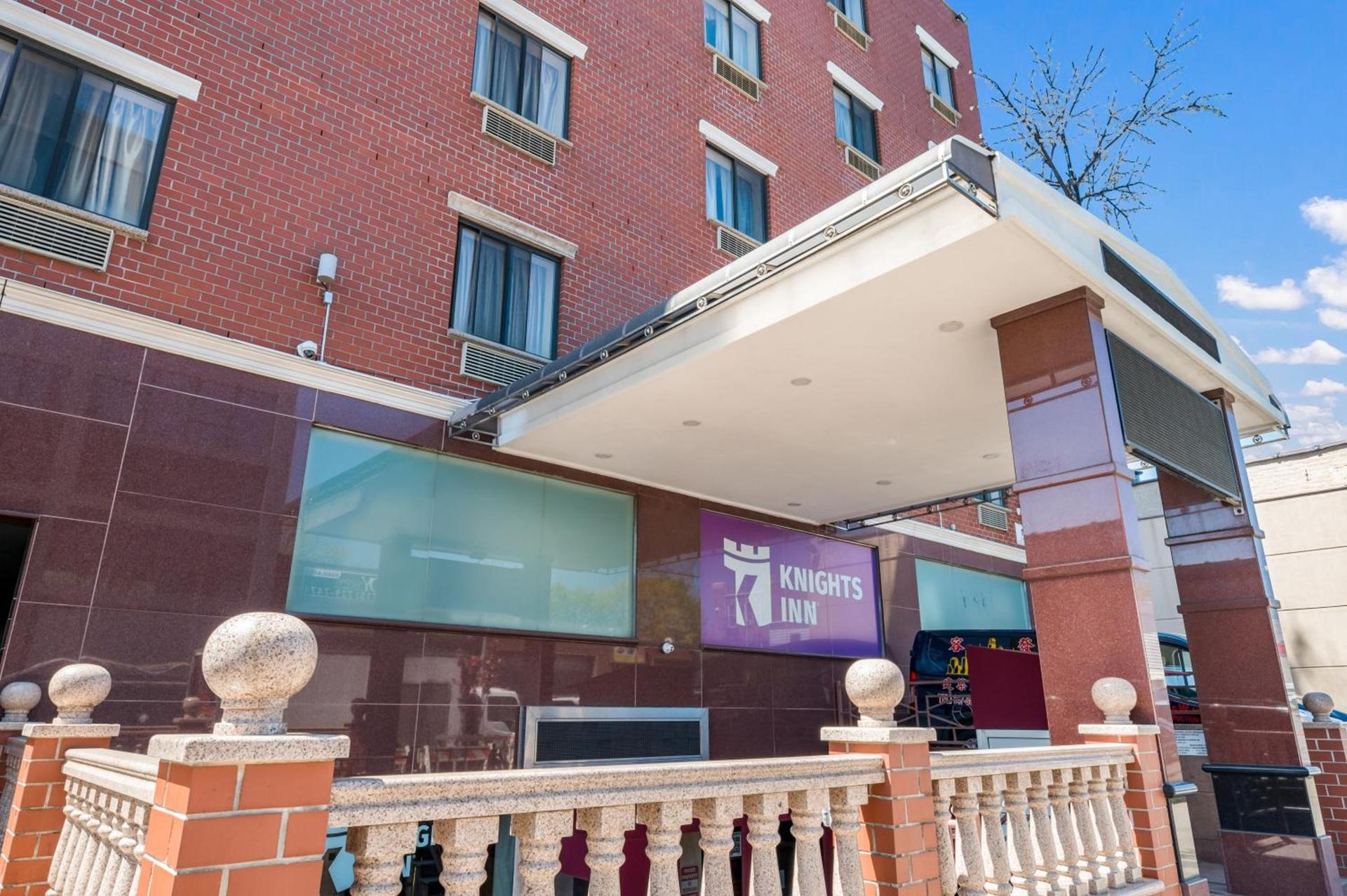 Knights Inn Brooklyn Sunset Park photo 2