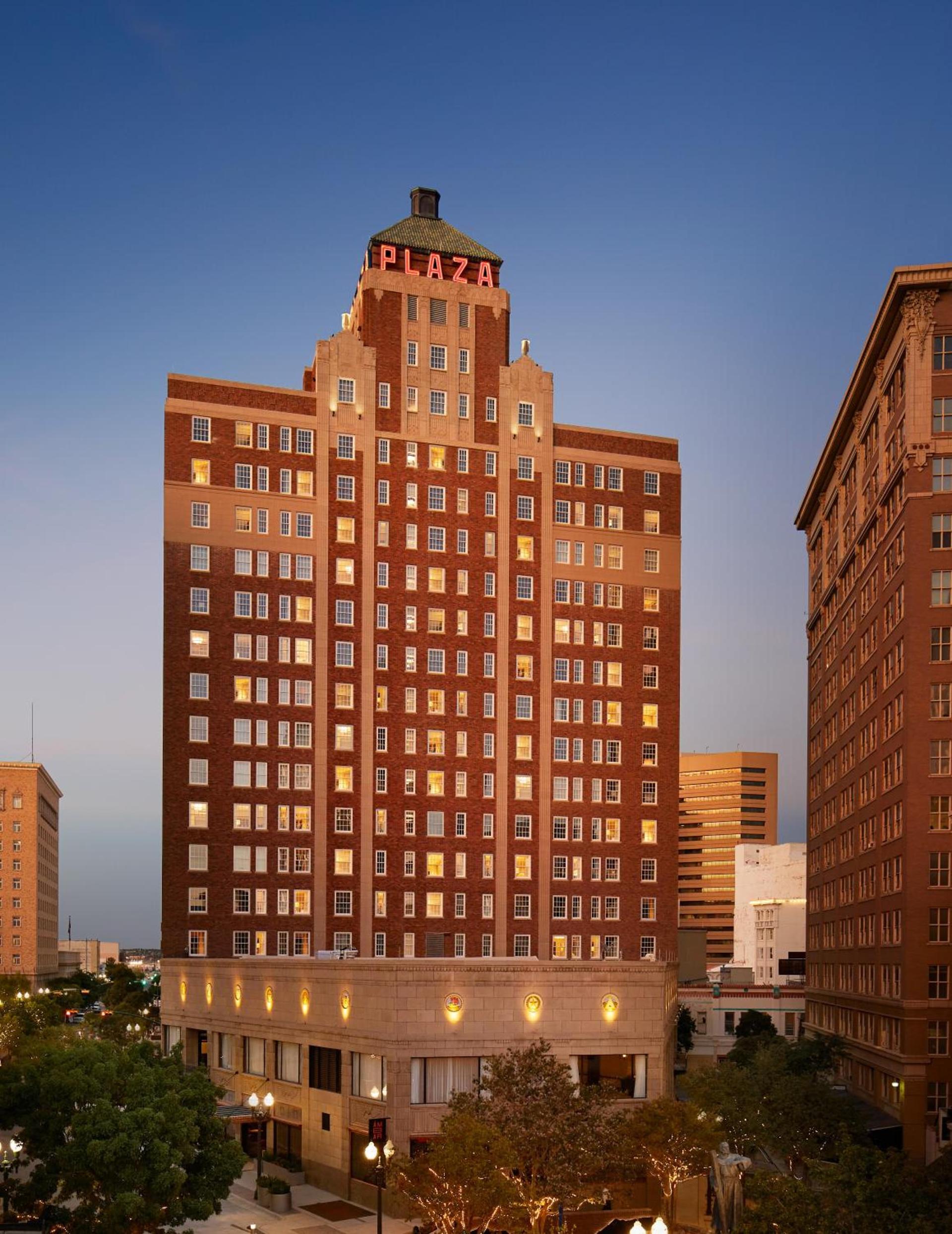 The Plaza Hotel Pioneer Park — hotel in El Paso