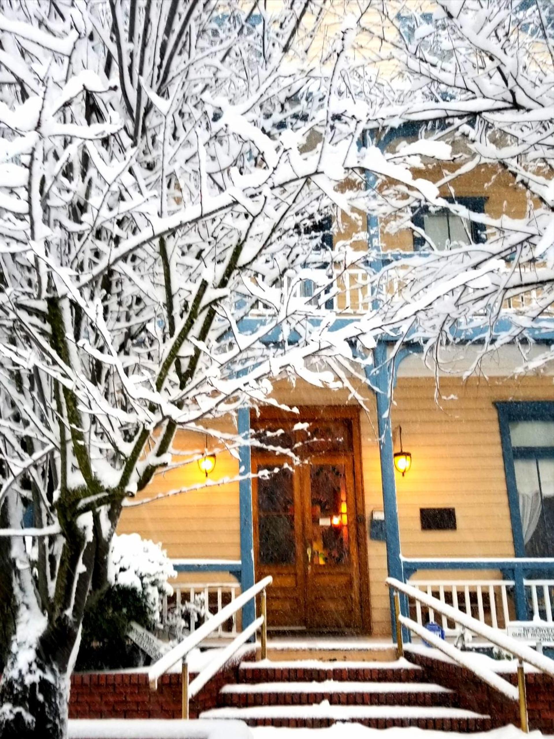American River Inn photo 1