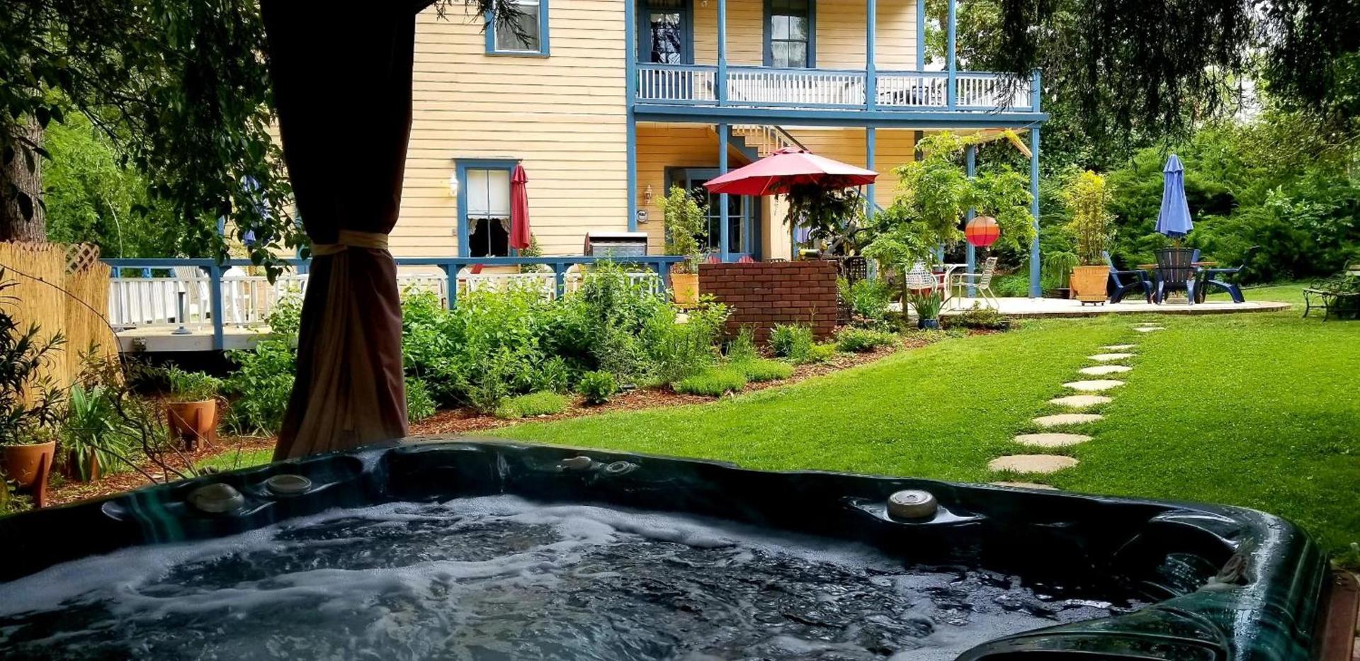 American River Inn photo 6