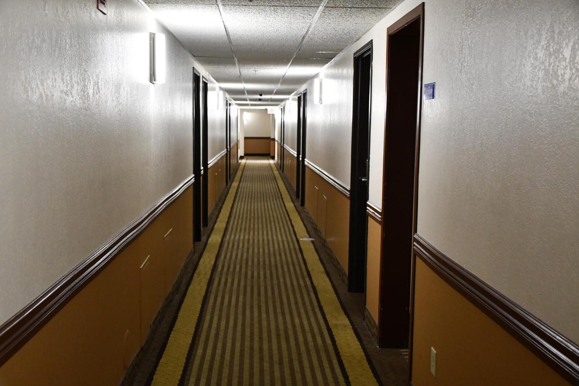Stillwater Inn & Suites photo 14