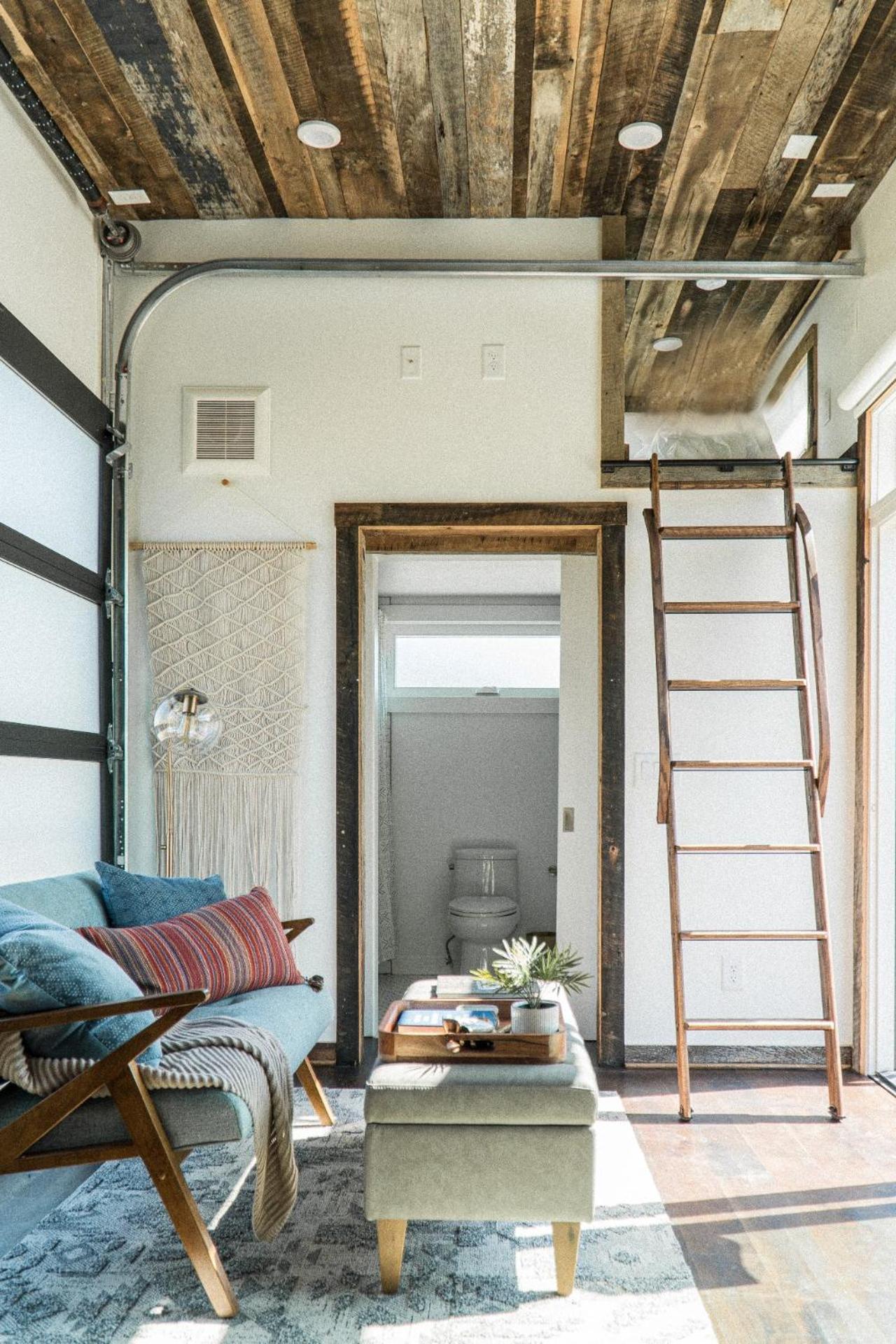 Ironwood Grove, Tiny House Hotel photo 12