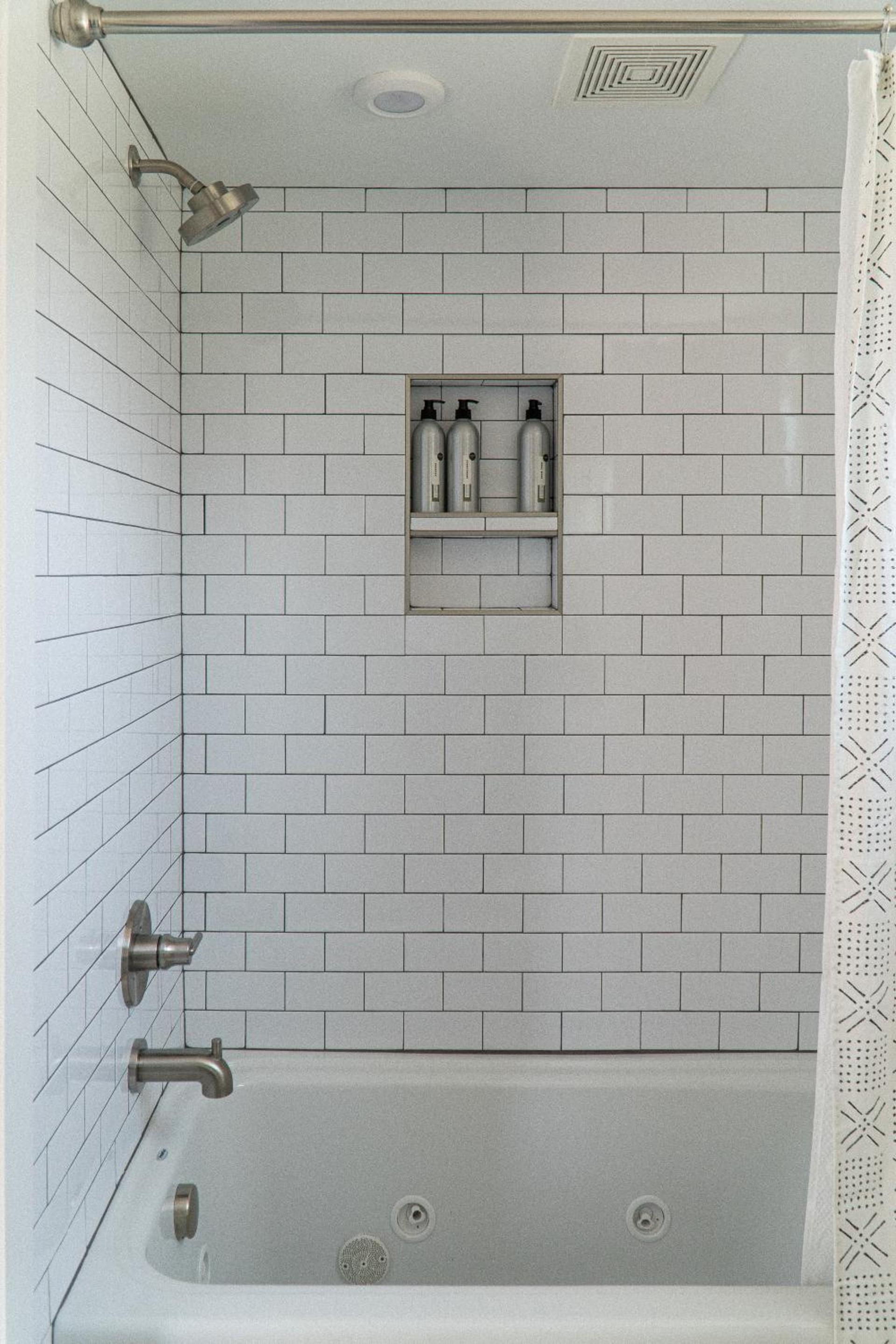 Ironwood Grove, Tiny House Hotel photo 22