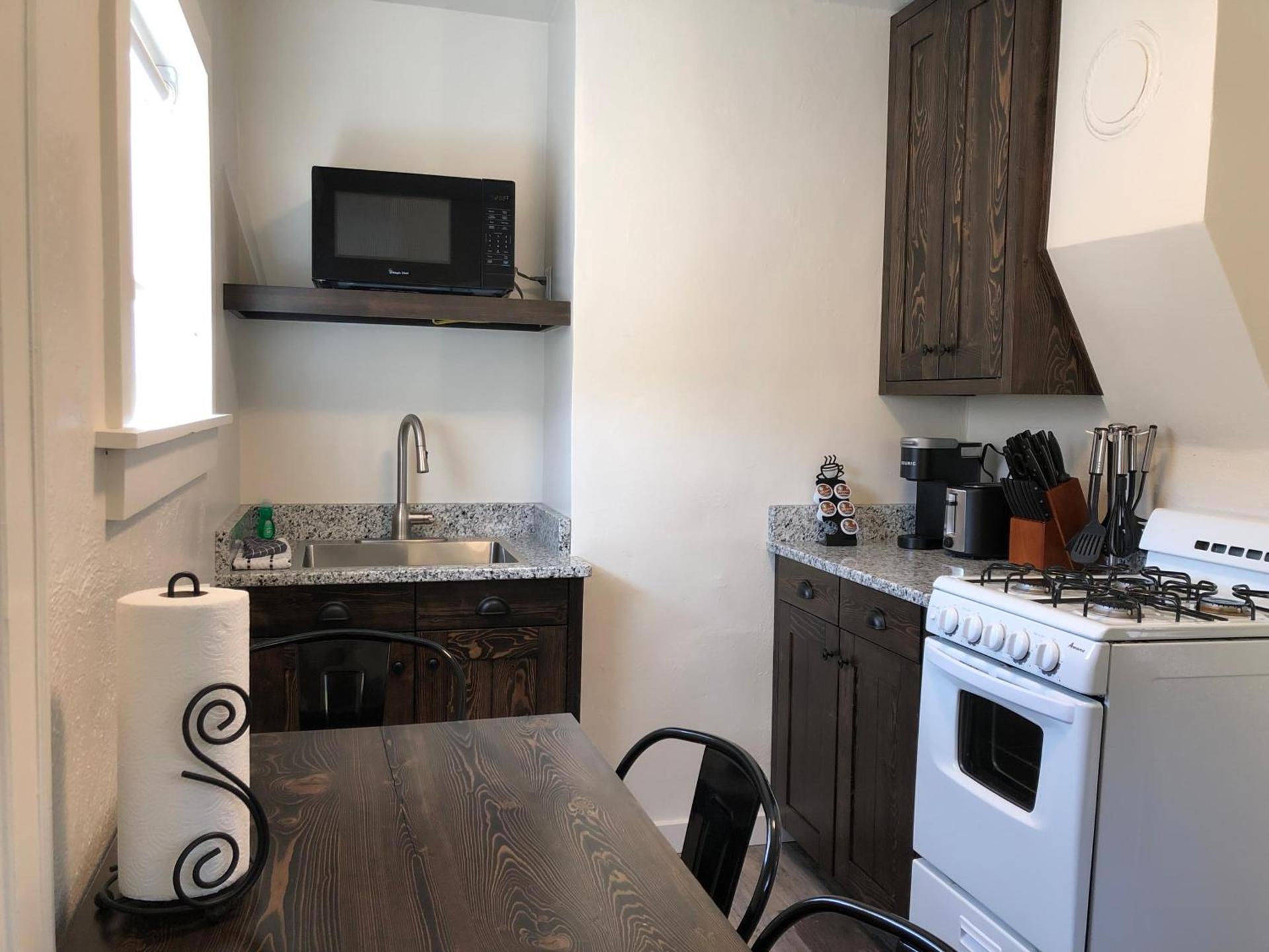 Yellowstone Riverside Cottages photo 49