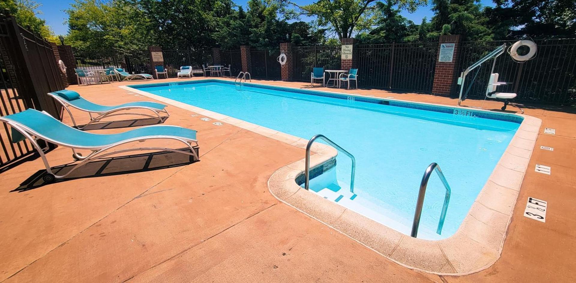 Holiday Inn Express Harrisburg East by IHG photo 18