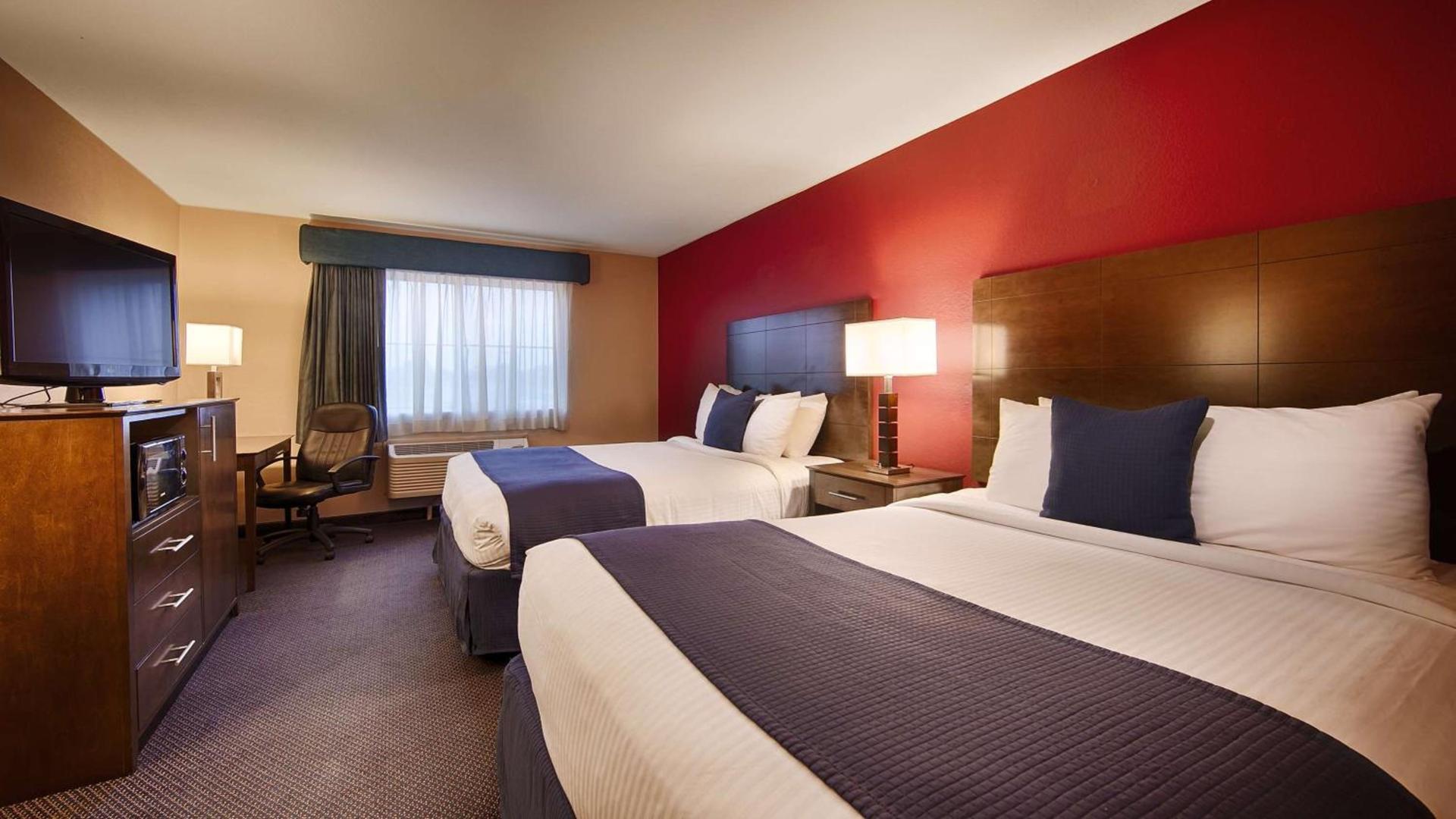 Best Western Plus Brandywine Inn & Suites photo 11