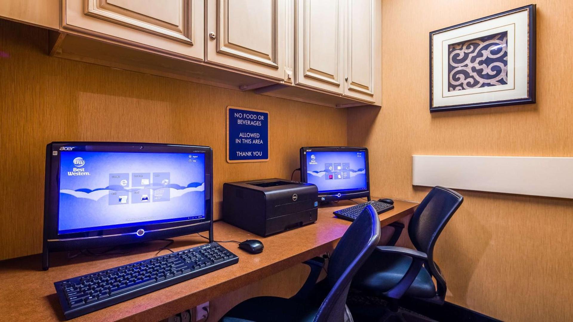 Best Western Plus Brandywine Inn & Suites photo 6