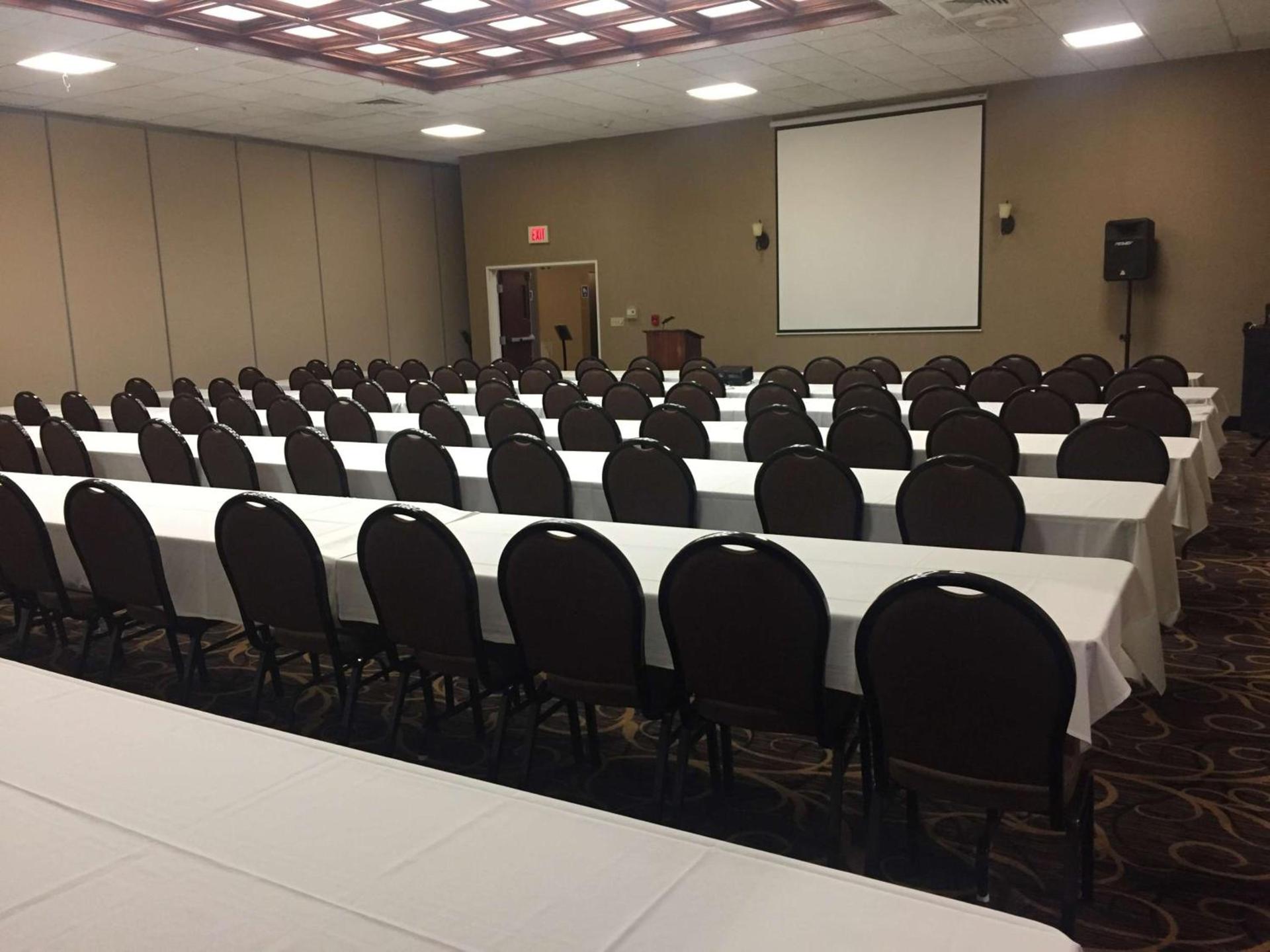 Best Western Plus Brandywine Inn & Suites photo 25