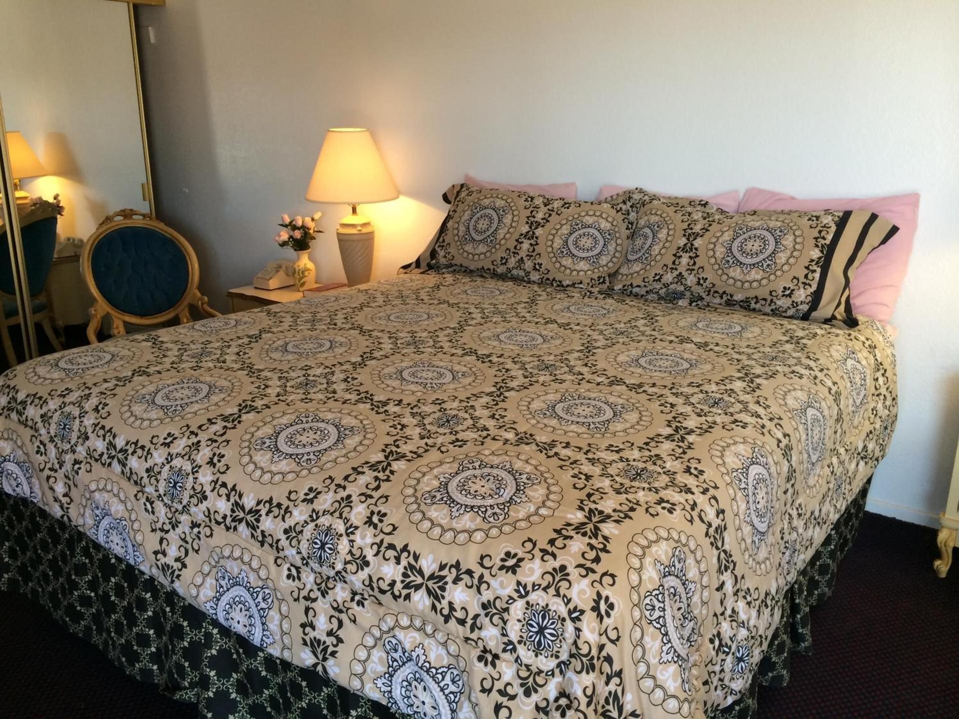 Crystal Palace Inn Brownfield photo 15
