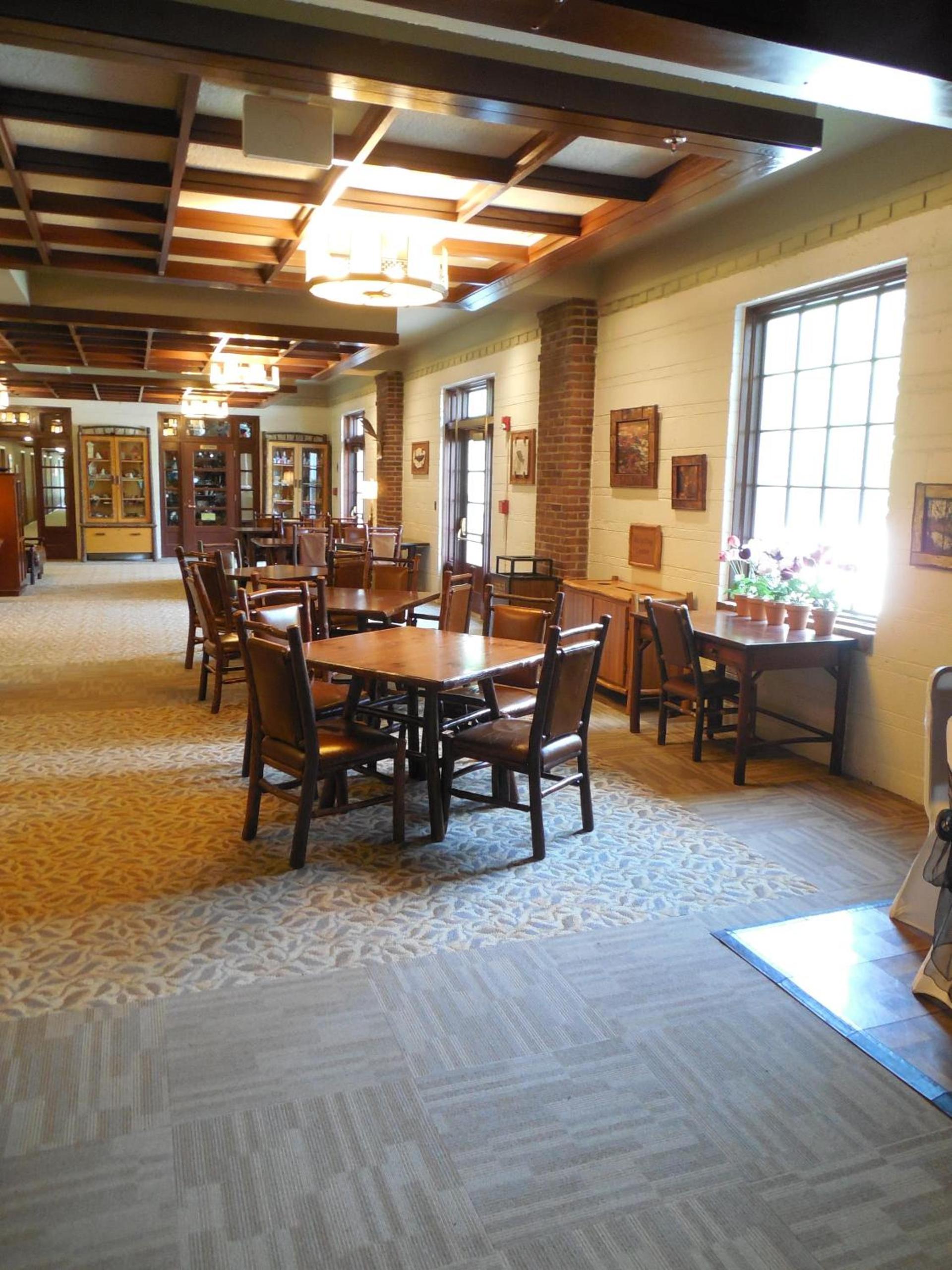 Canyon Inn photo 12